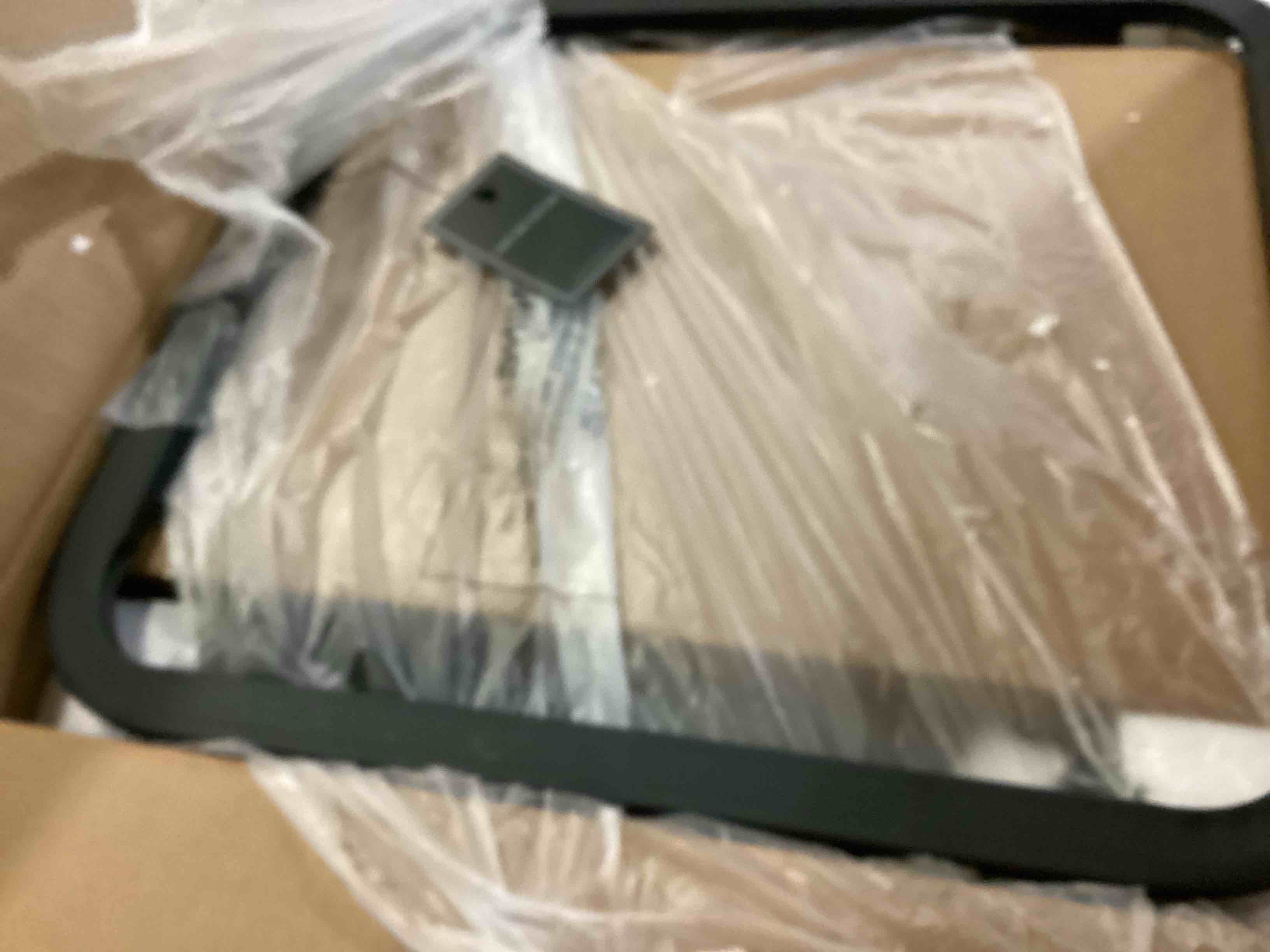 https://s3.amazonaws.com/lotting-images-prod/bidfta/GRN4823352_1719926348103.jpeg