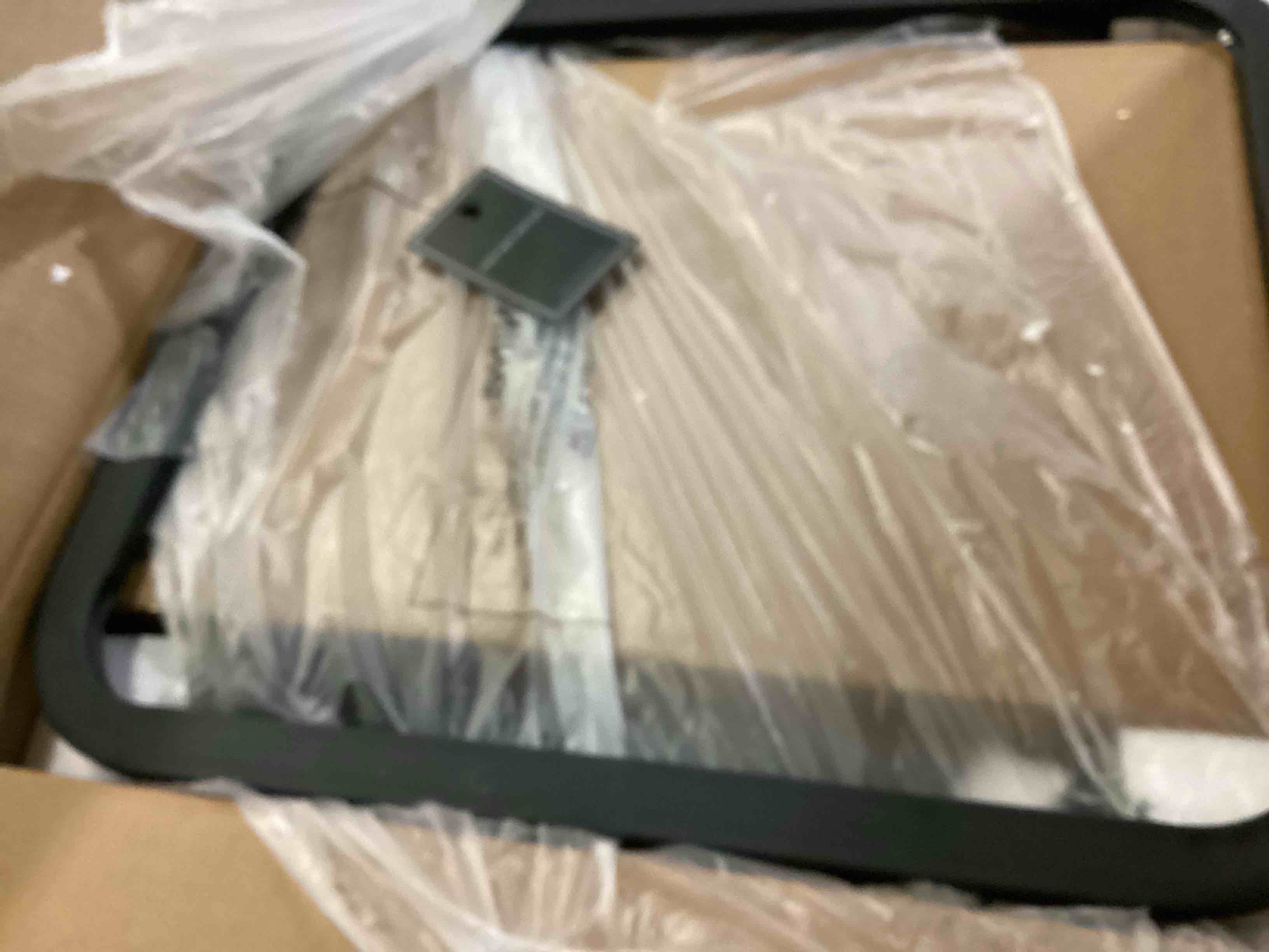 https://s3.amazonaws.com/lotting-images-prod/bidfta/GRN4823352_1719926348962.jpeg