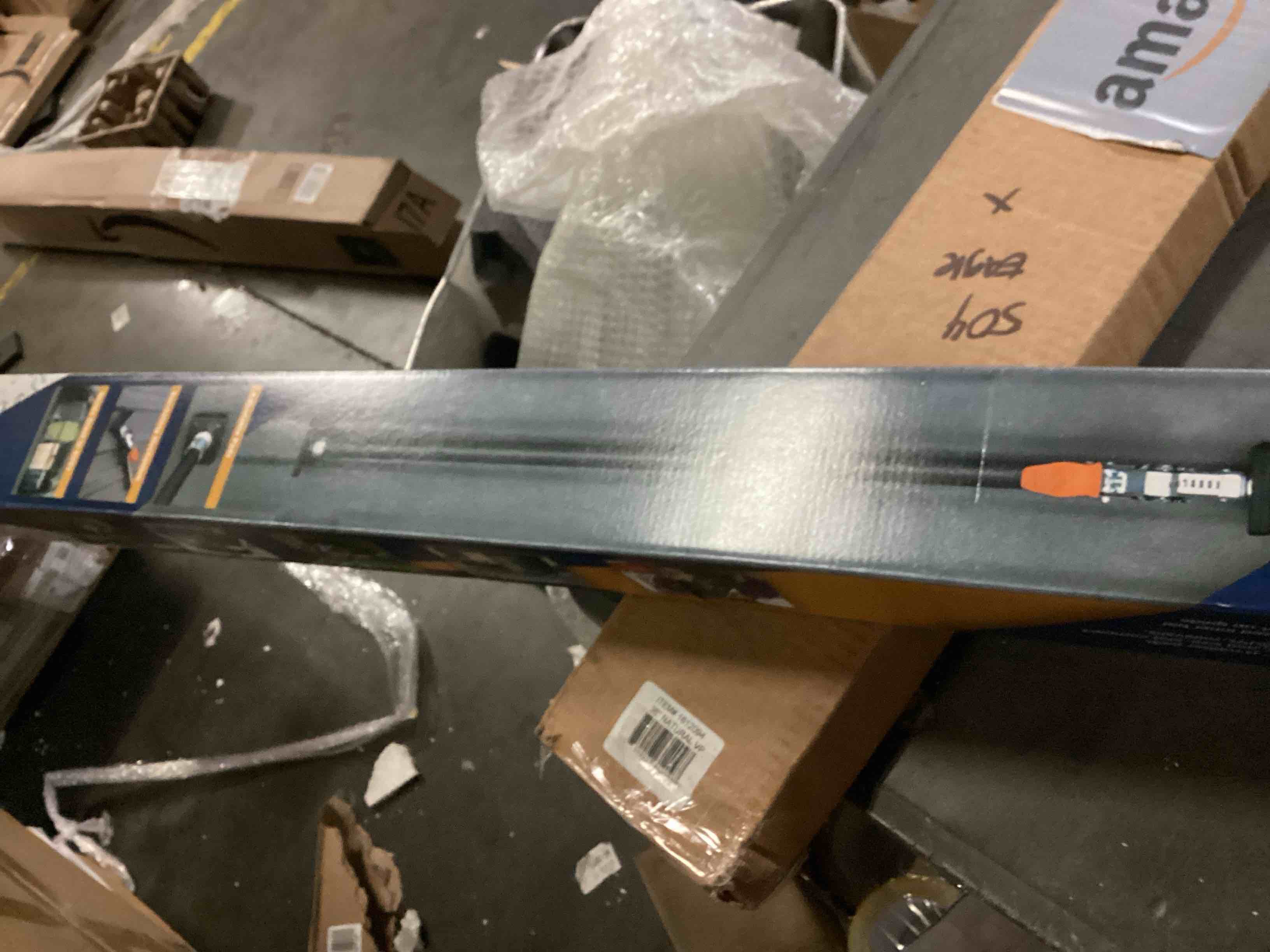 https://s3.amazonaws.com/lotting-images-prod/bidfta/GRN4823872_1720550498956.jpeg