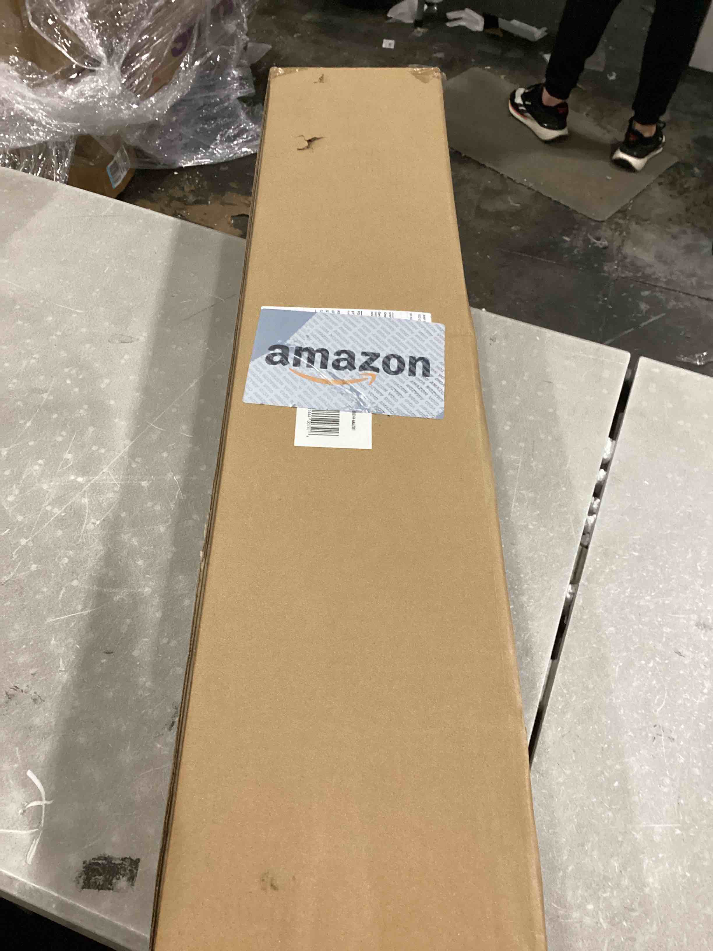 https://s3.amazonaws.com/lotting-images-prod/bidfta/GRN4824682_1721409615017.jpeg