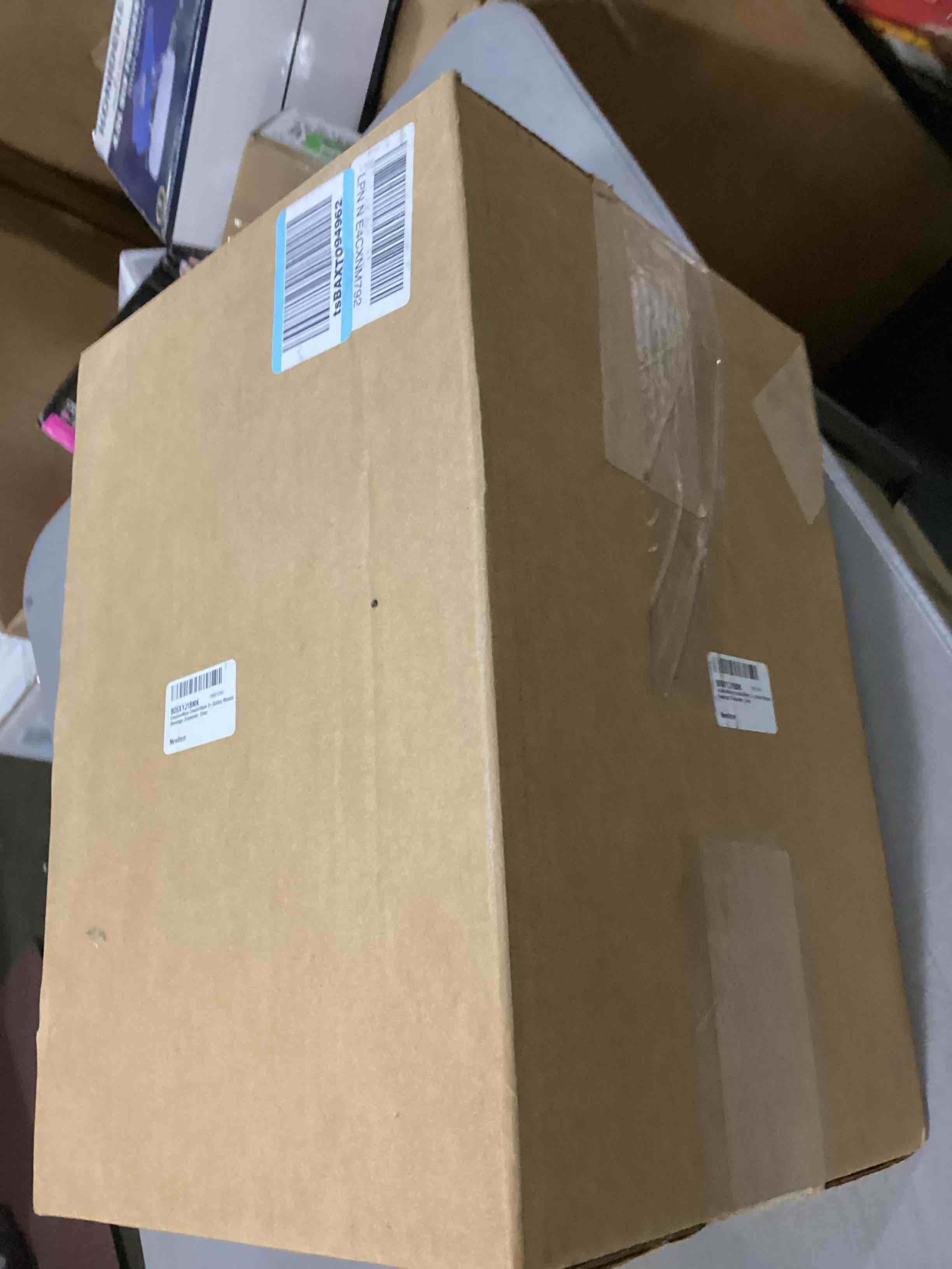 https://s3.amazonaws.com/lotting-images-prod/bidfta/GRN4827149_1722264008229.jpeg