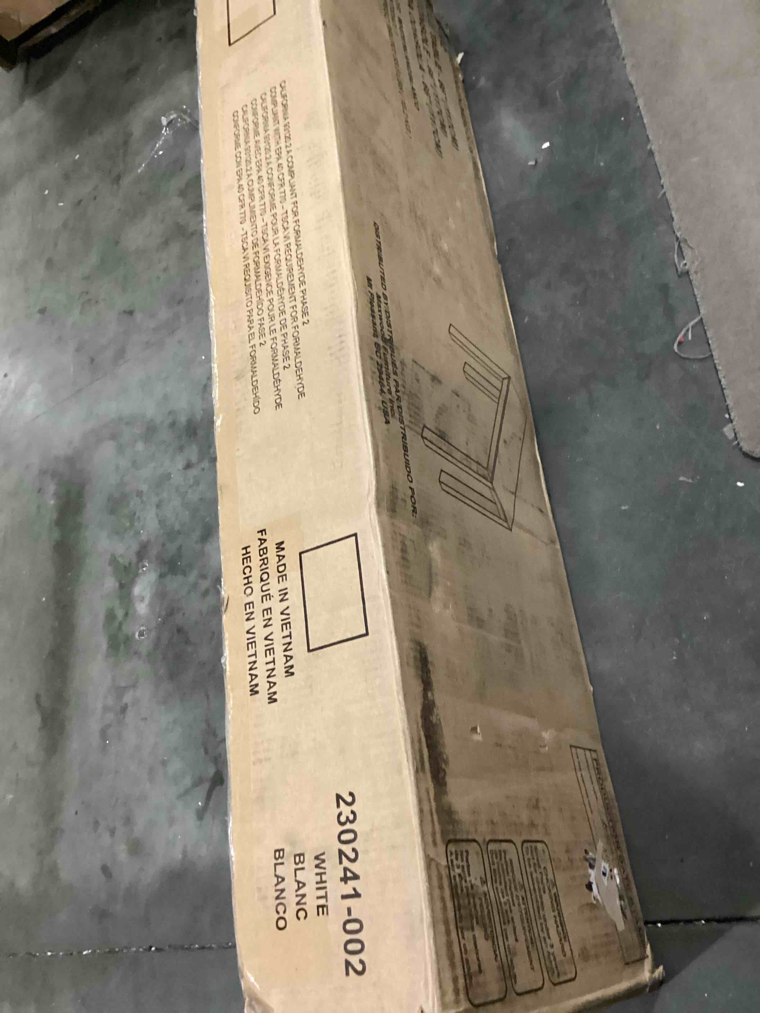 https://s3.amazonaws.com/lotting-images-prod/bidfta/GRN4827313_1722433571555.jpeg