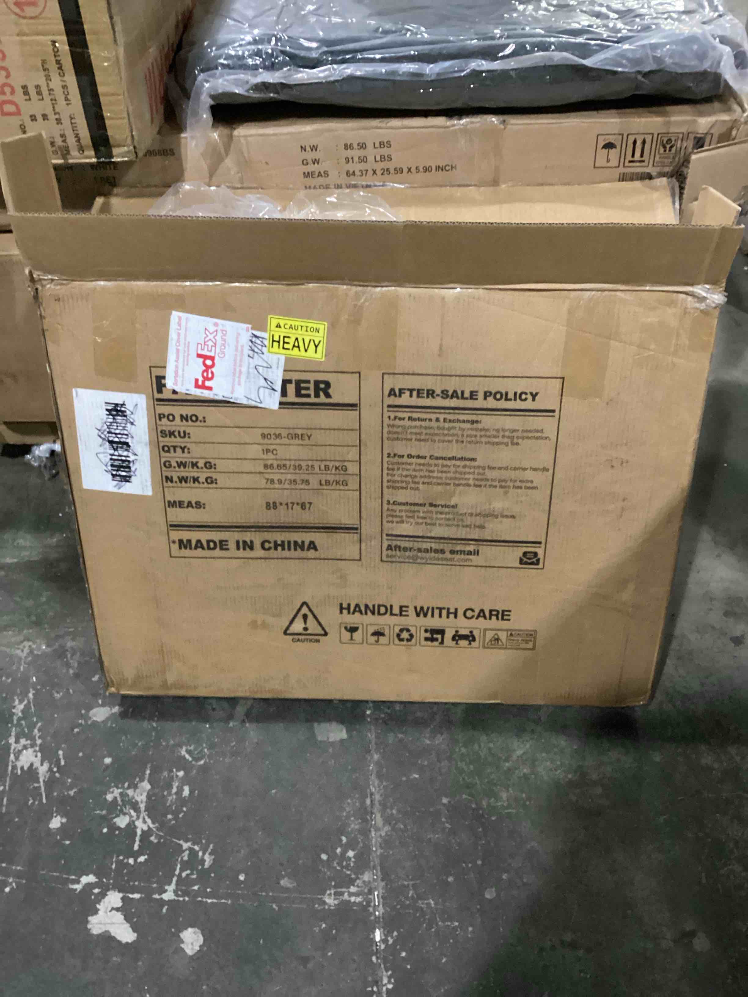 https://s3.amazonaws.com/lotting-images-prod/bidfta/GRN4827859_1720529401185.jpeg