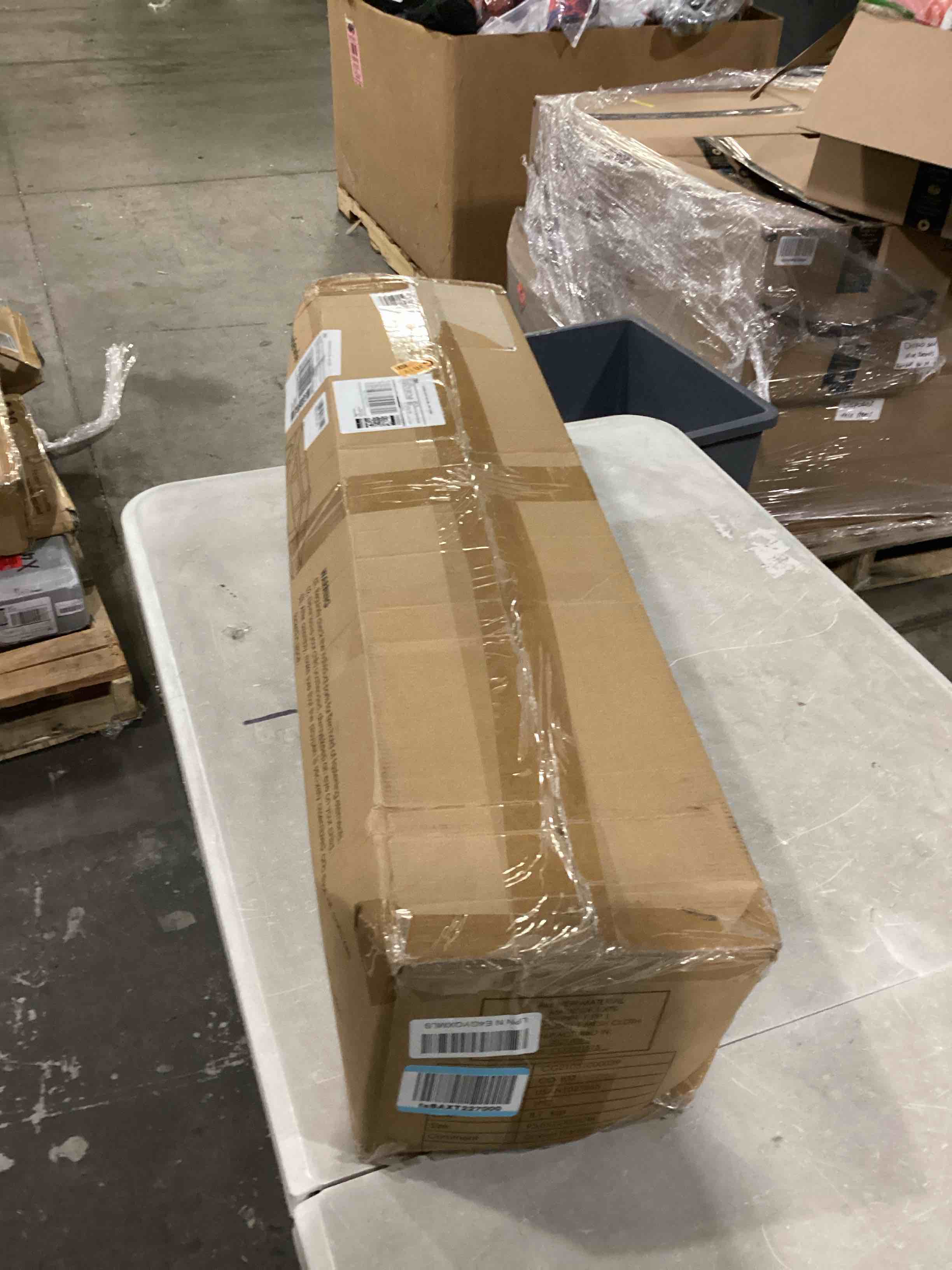 https://s3.amazonaws.com/lotting-images-prod/bidfta/GRN4828565_1722856260741.jpeg