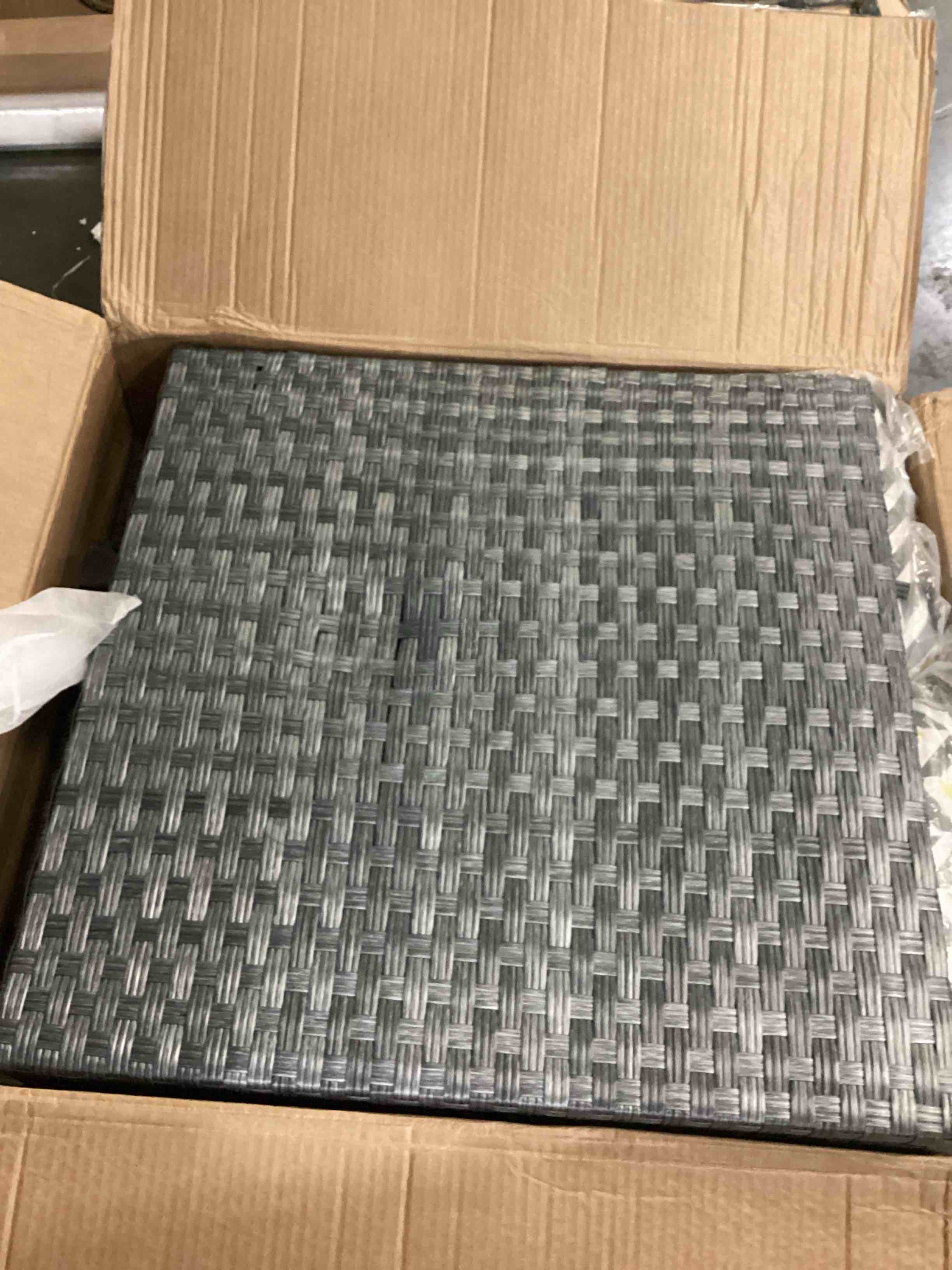 https://s3.amazonaws.com/lotting-images-prod/bidfta/GRN4831296_1723229306453.jpeg