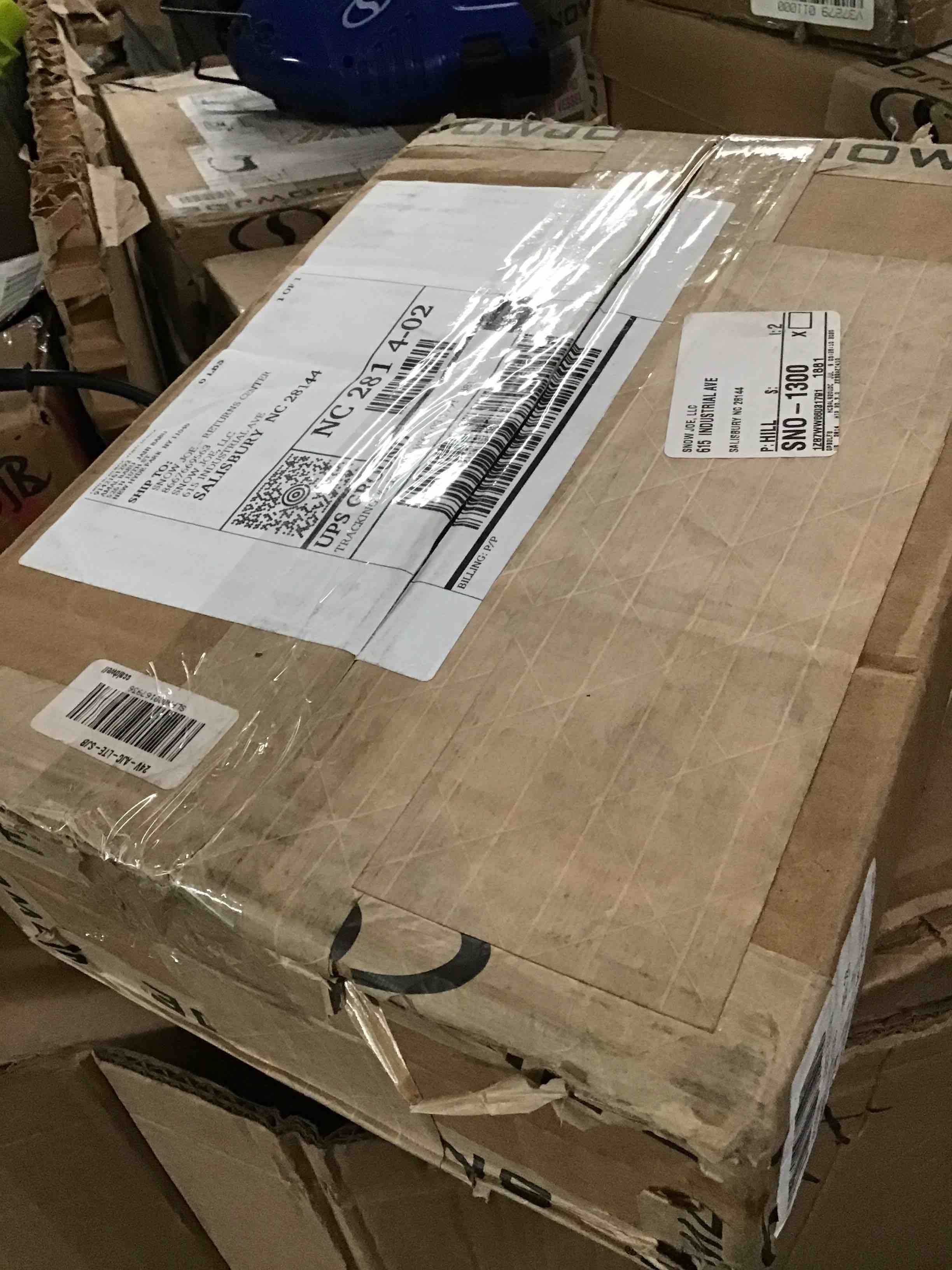 https://s3.amazonaws.com/lotting-images-prod/bidfta/GRN4835603_1690994912383.jpeg