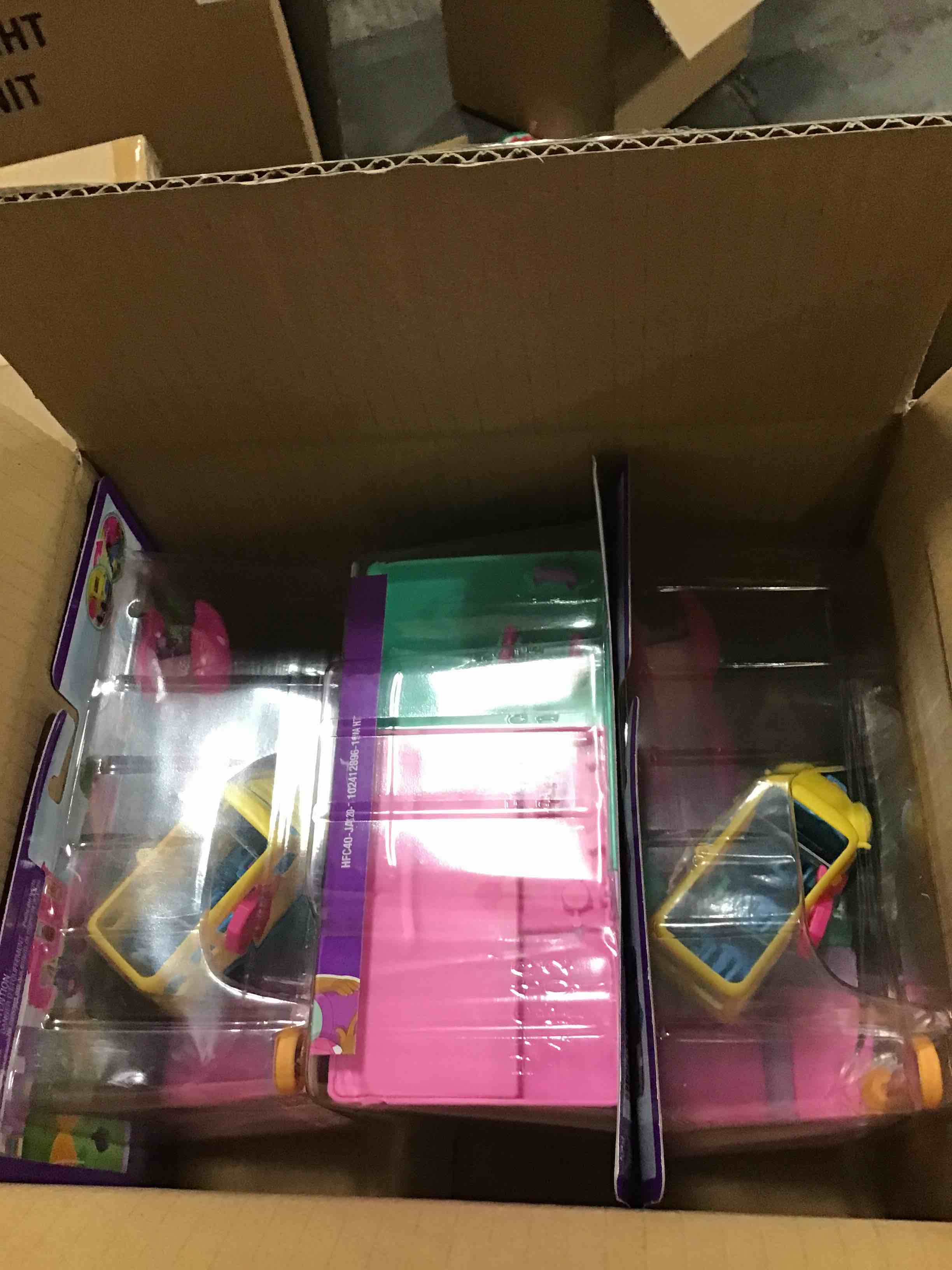 https://s3.amazonaws.com/lotting-images-prod/bidfta/GRN4837043_1687804328281.jpeg