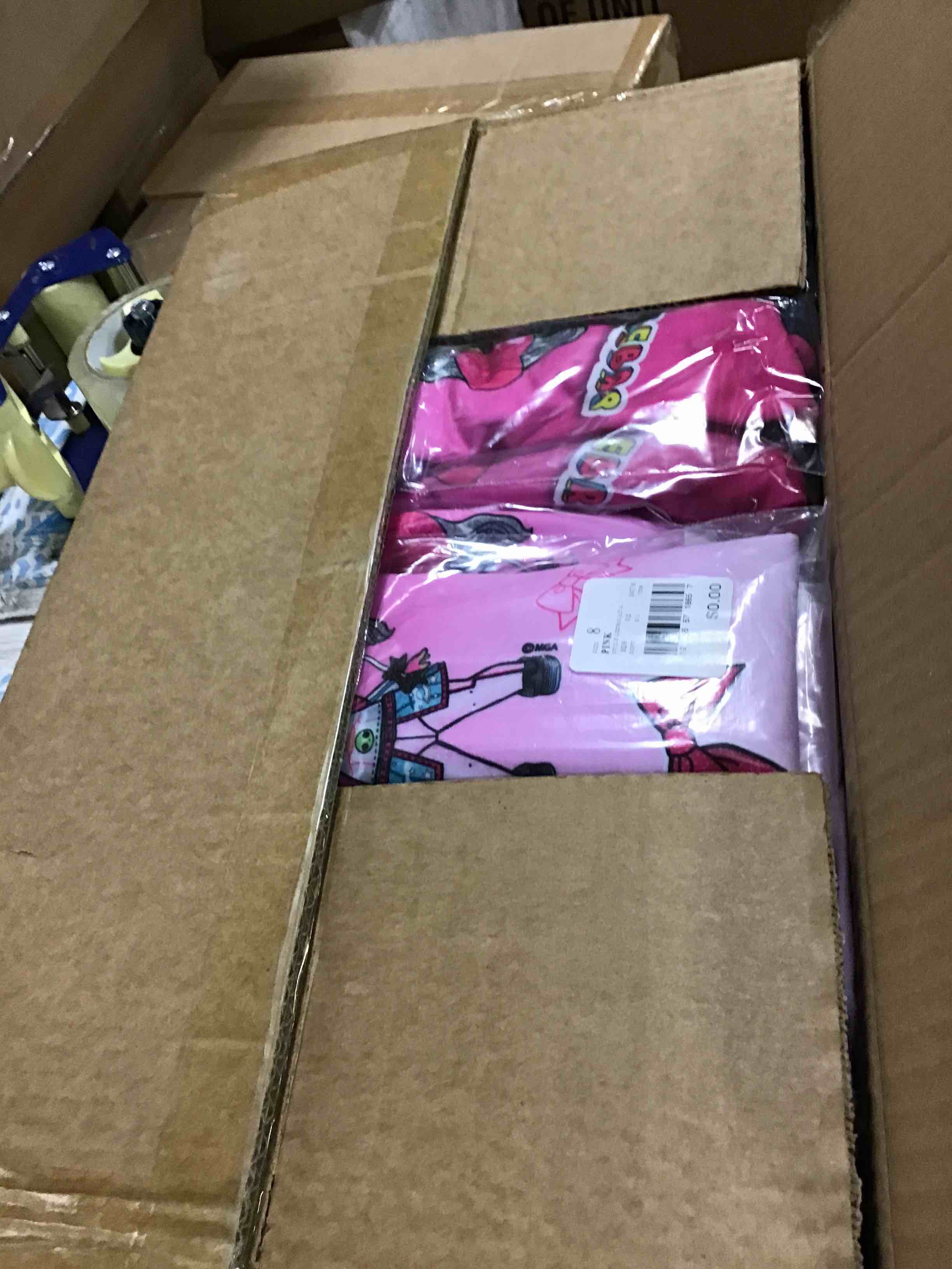 https://s3.amazonaws.com/lotting-images-prod/bidfta/GRN4837044_1687804491931.jpeg