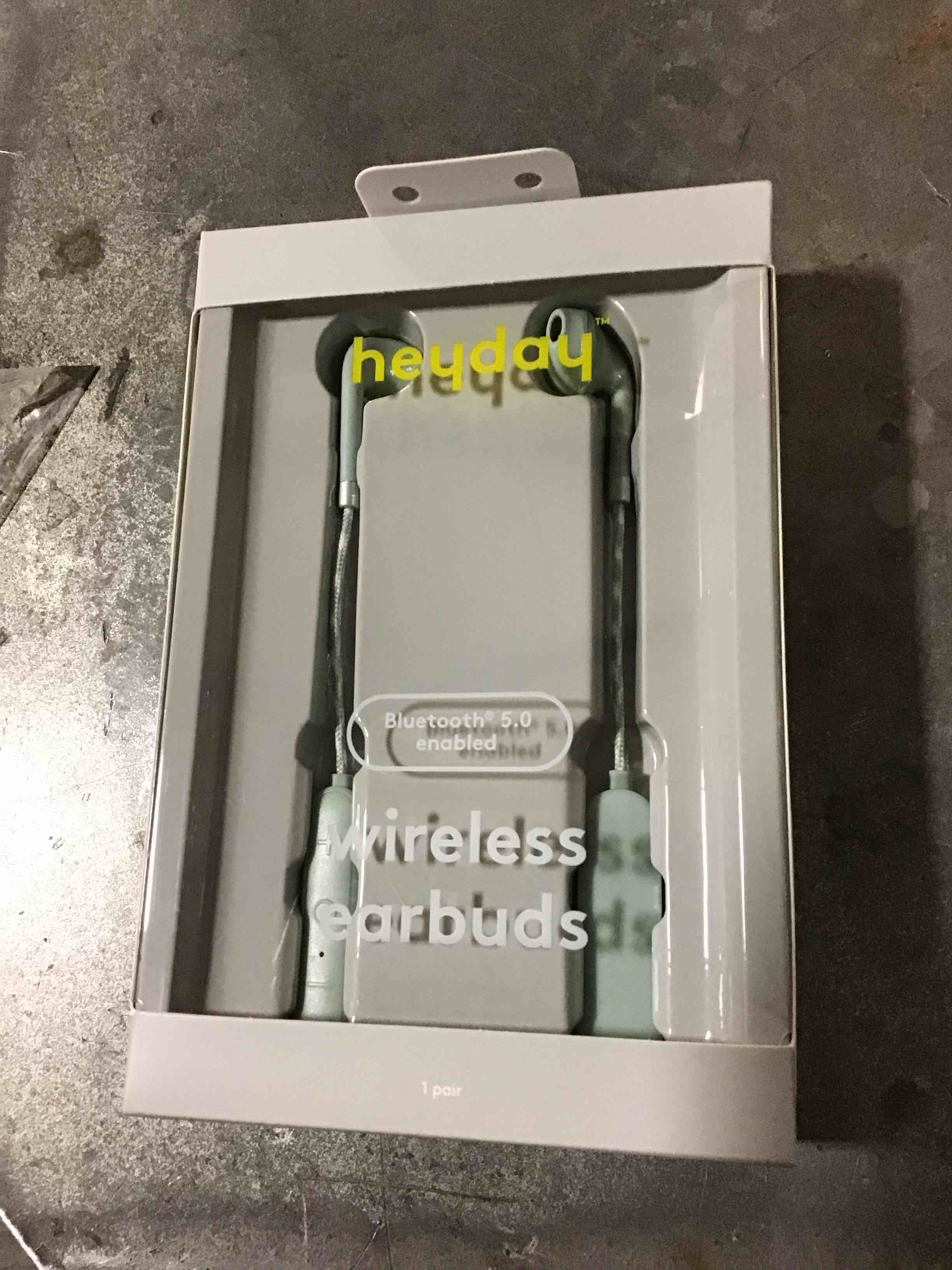 https://s3.amazonaws.com/lotting-images-prod/bidfta/GRN4837227_1687959286113.jpeg