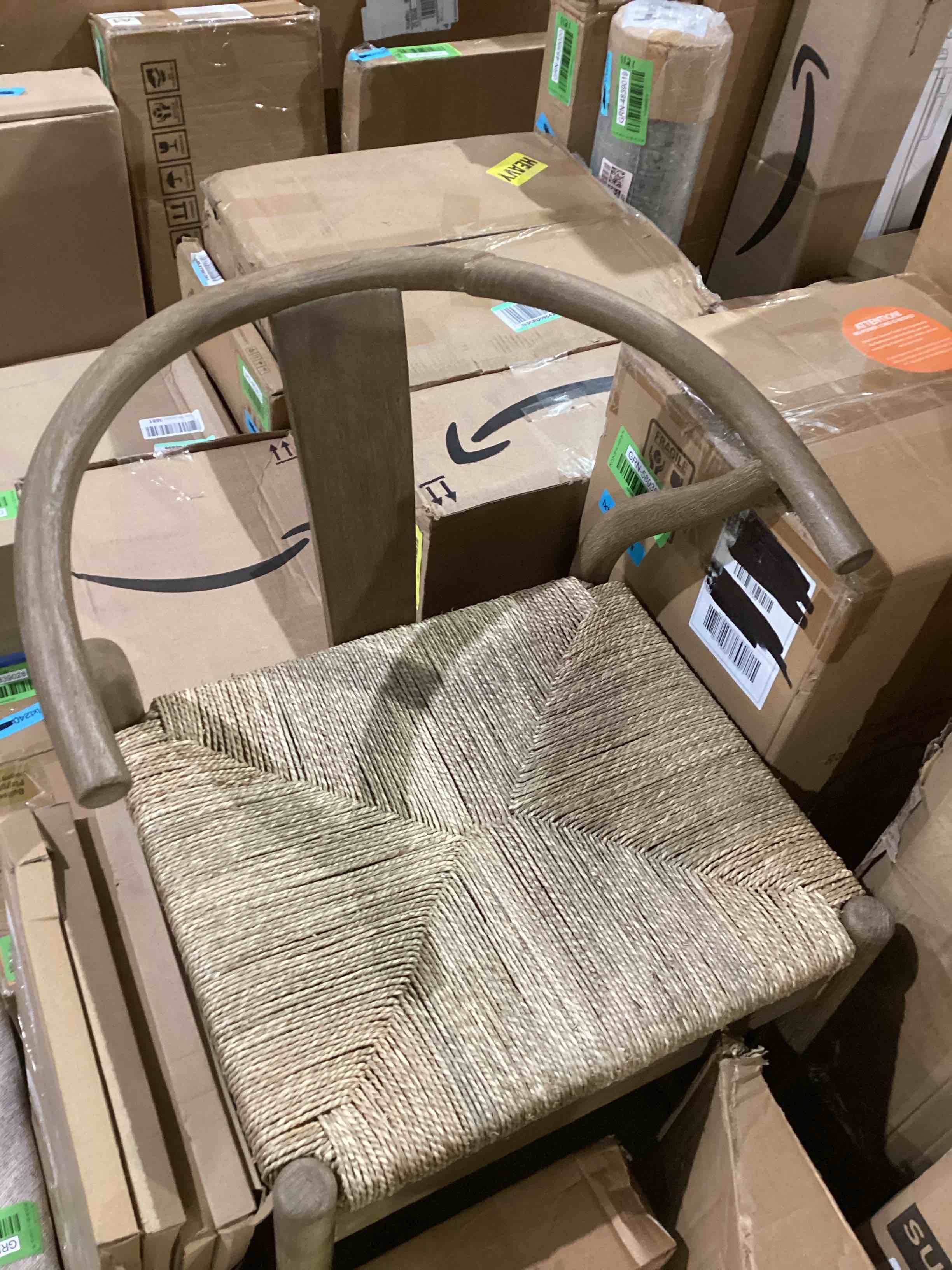 https://s3.amazonaws.com/lotting-images-prod/bidfta/GRN4839043_1712331229118.jpeg