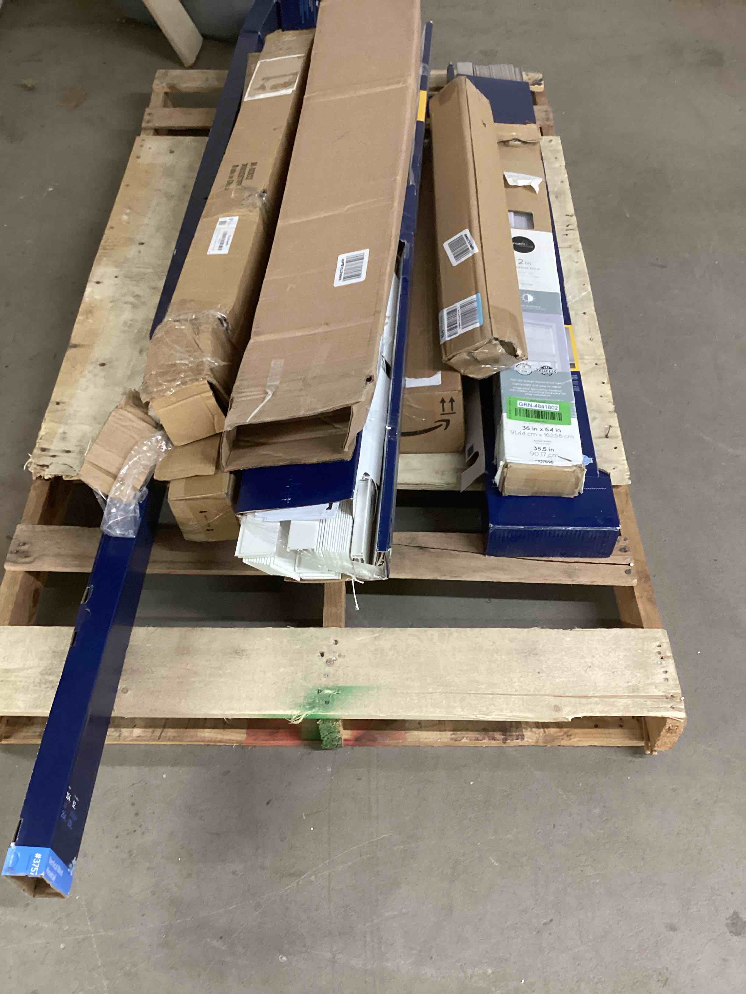 assortment of blinds and curtain & shower rods, 