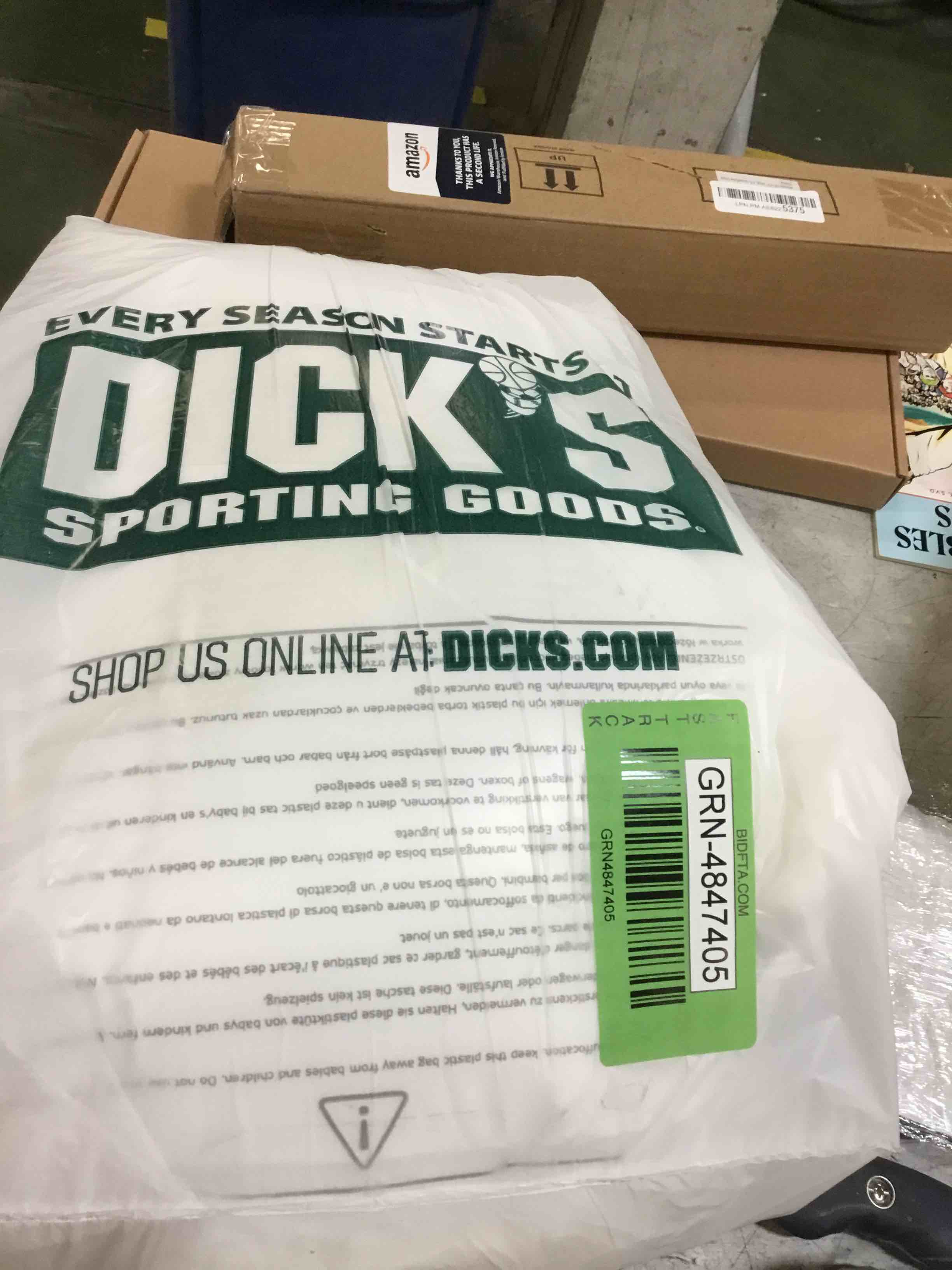 https://s3.amazonaws.com/lotting-images-prod/bidfta/GRN4847405_1682626519550.jpeg