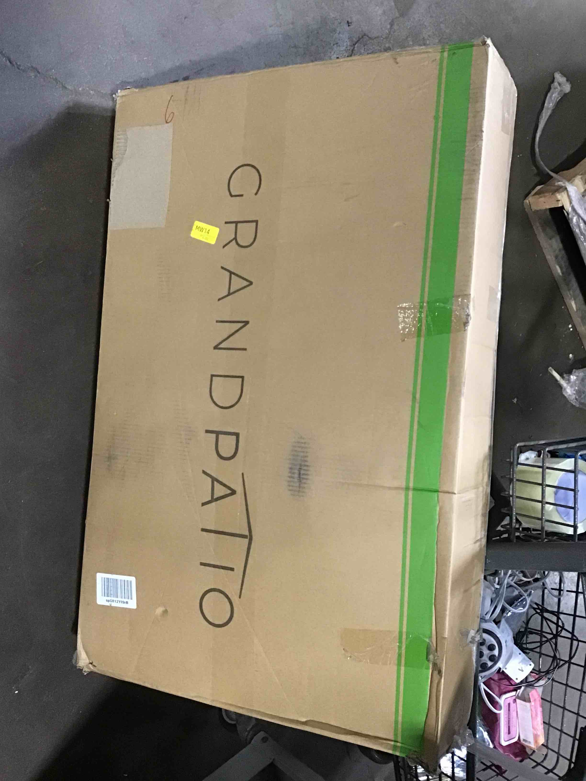 https://s3.amazonaws.com/lotting-images-prod/bidfta/GRN4895233_1684173527345.jpeg
