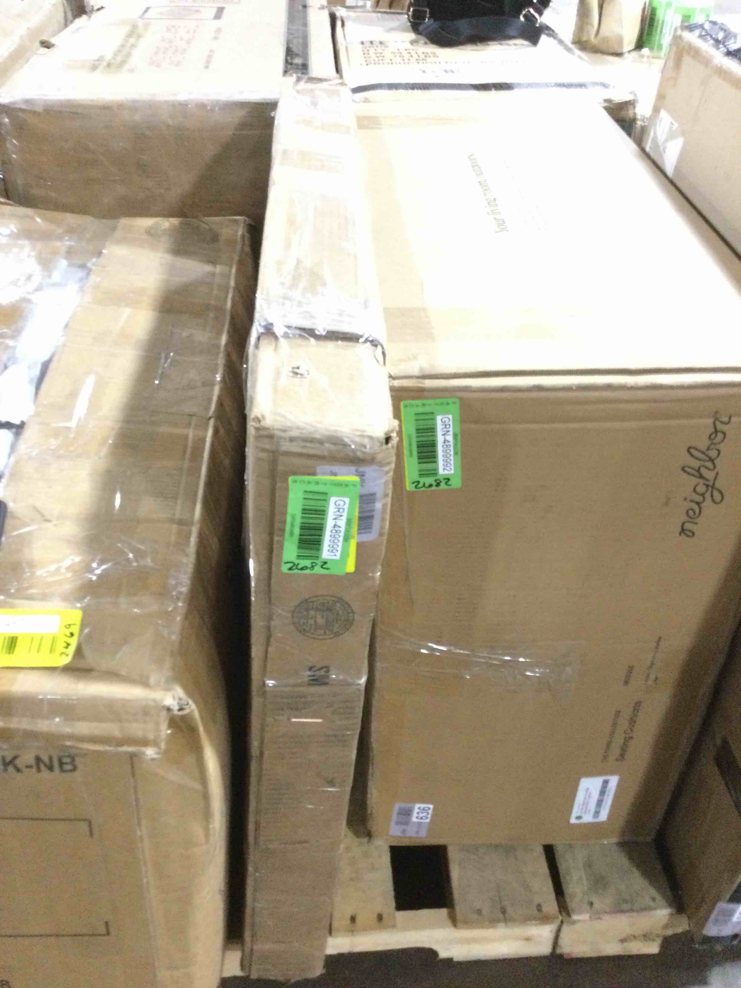 https://s3.amazonaws.com/lotting-images-prod/bidfta/GRN4899991_1687444360056.jpeg