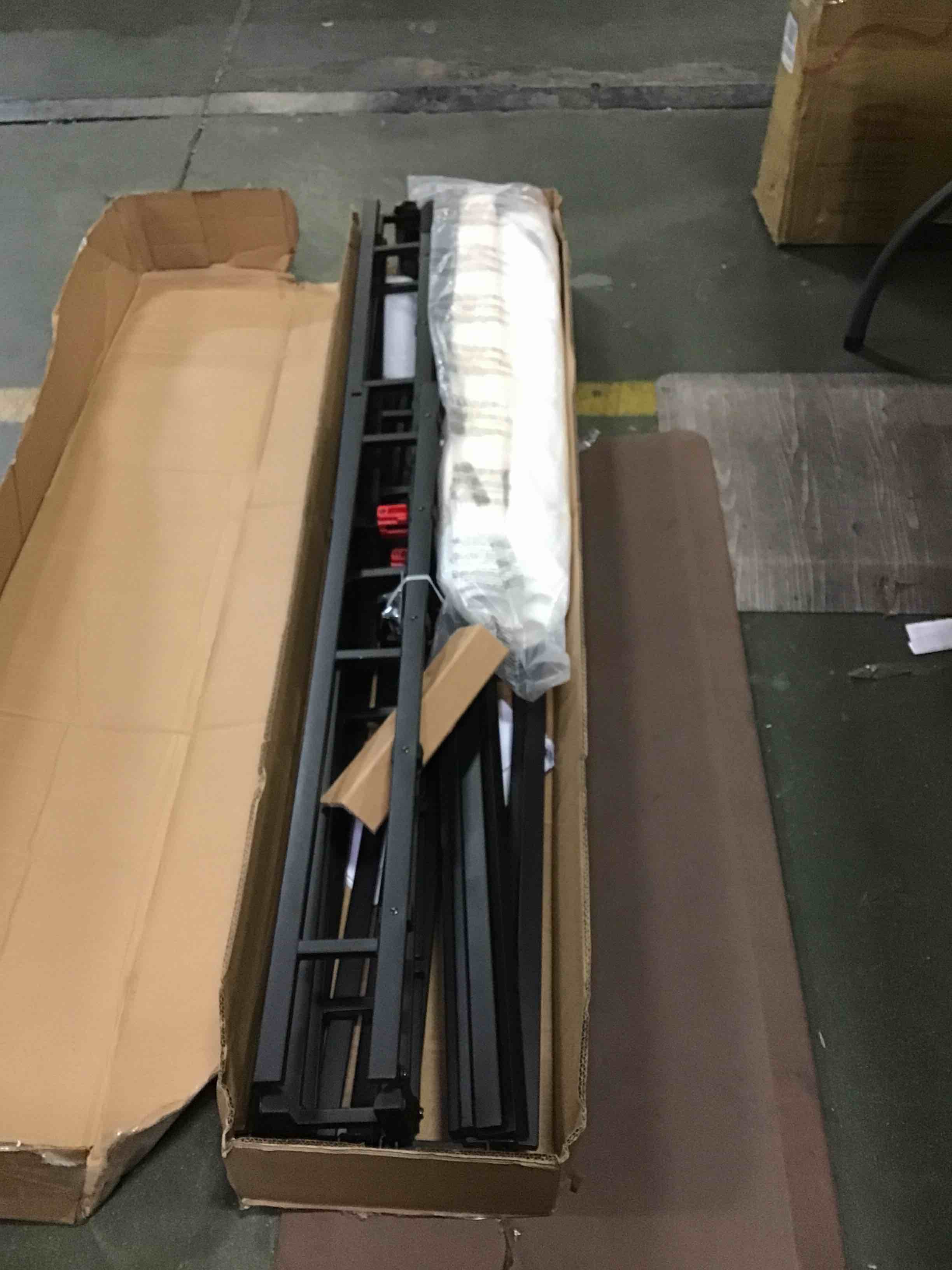 https://s3.amazonaws.com/lotting-images-prod/bidfta/GRN4918057_1695298593609.jpeg