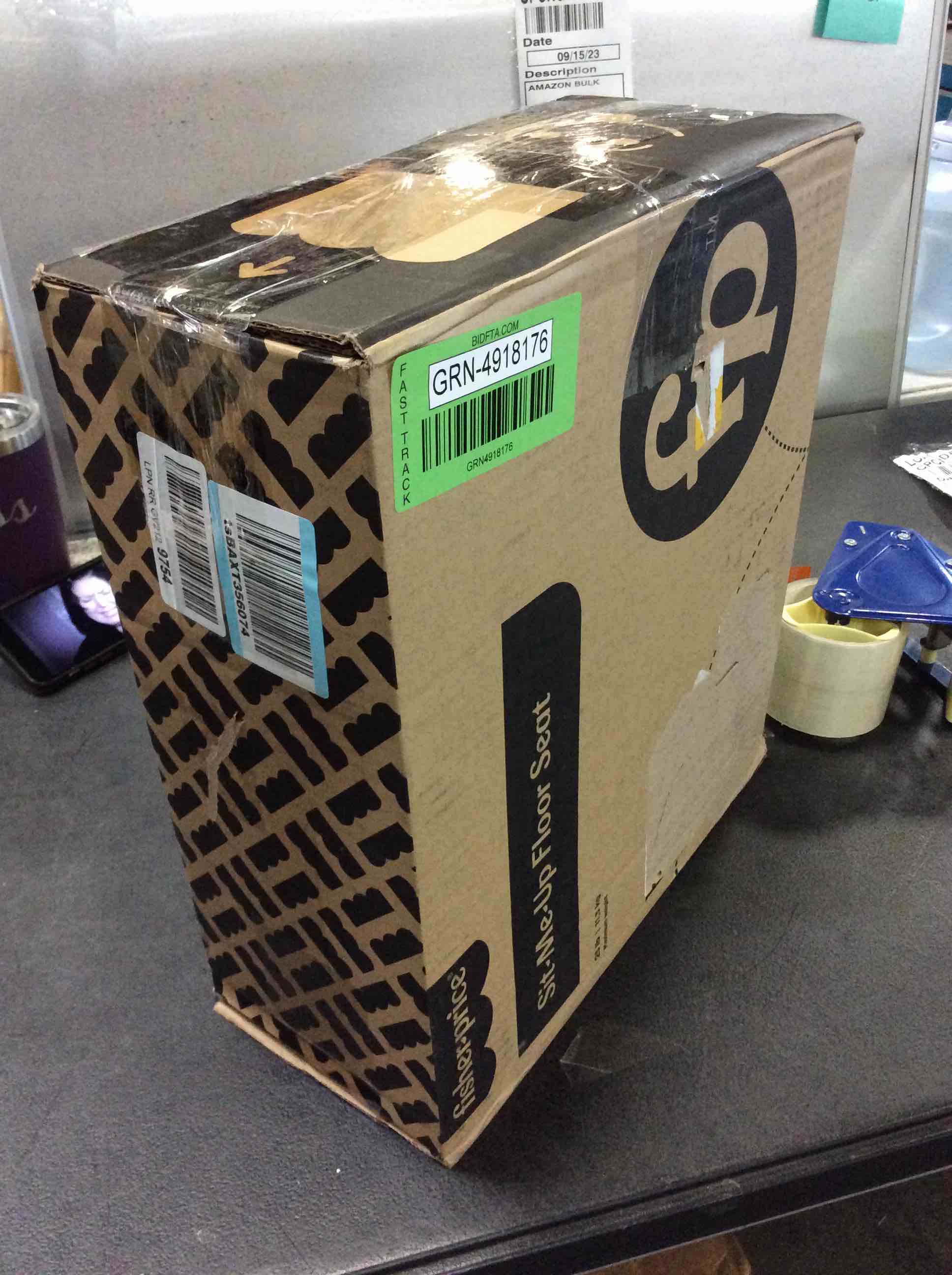 https://s3.amazonaws.com/lotting-images-prod/bidfta/GRN4918176_1695389632364.jpeg
