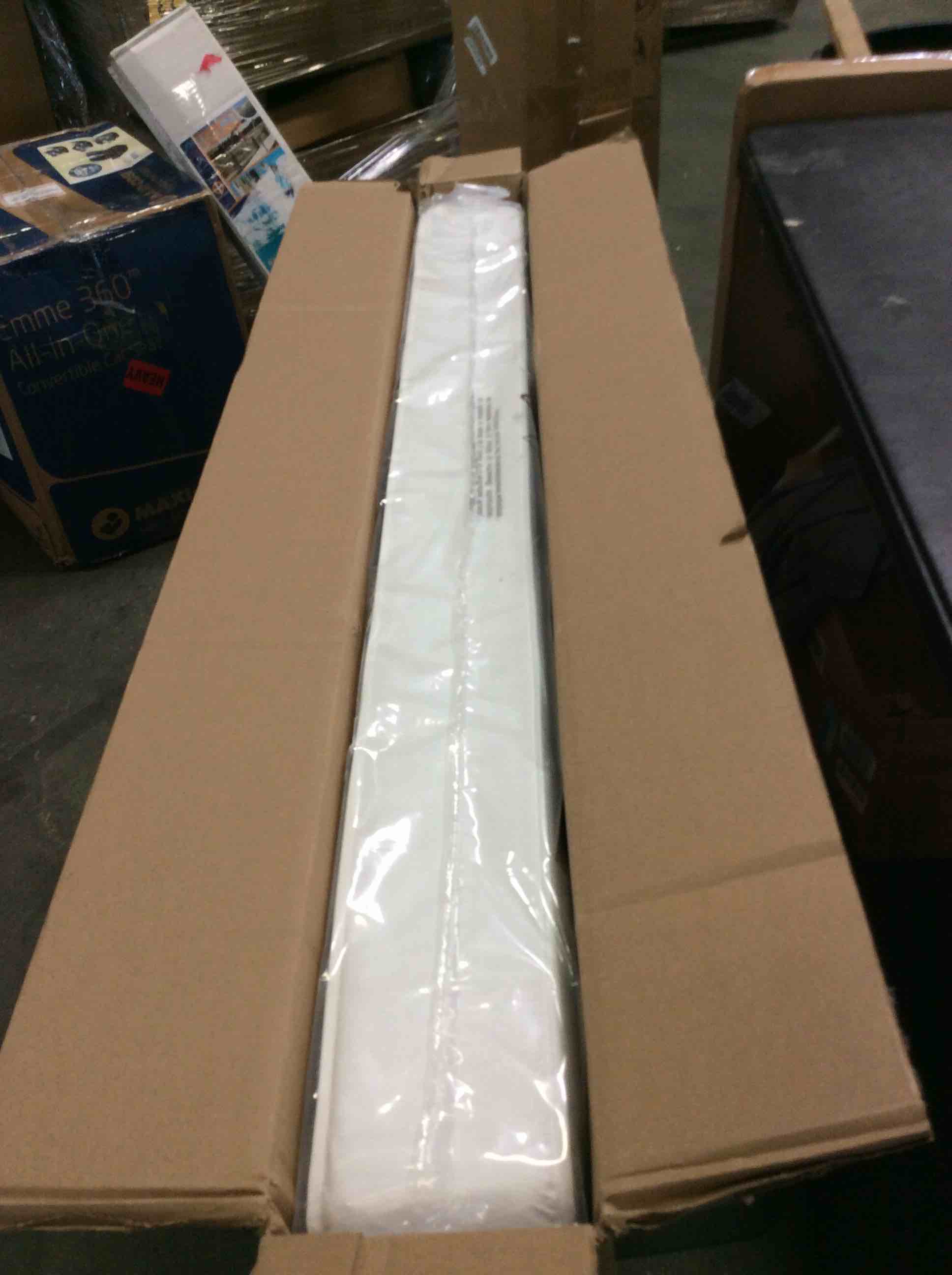 https://s3.amazonaws.com/lotting-images-prod/bidfta/GRN4918207_1695396345523.jpeg