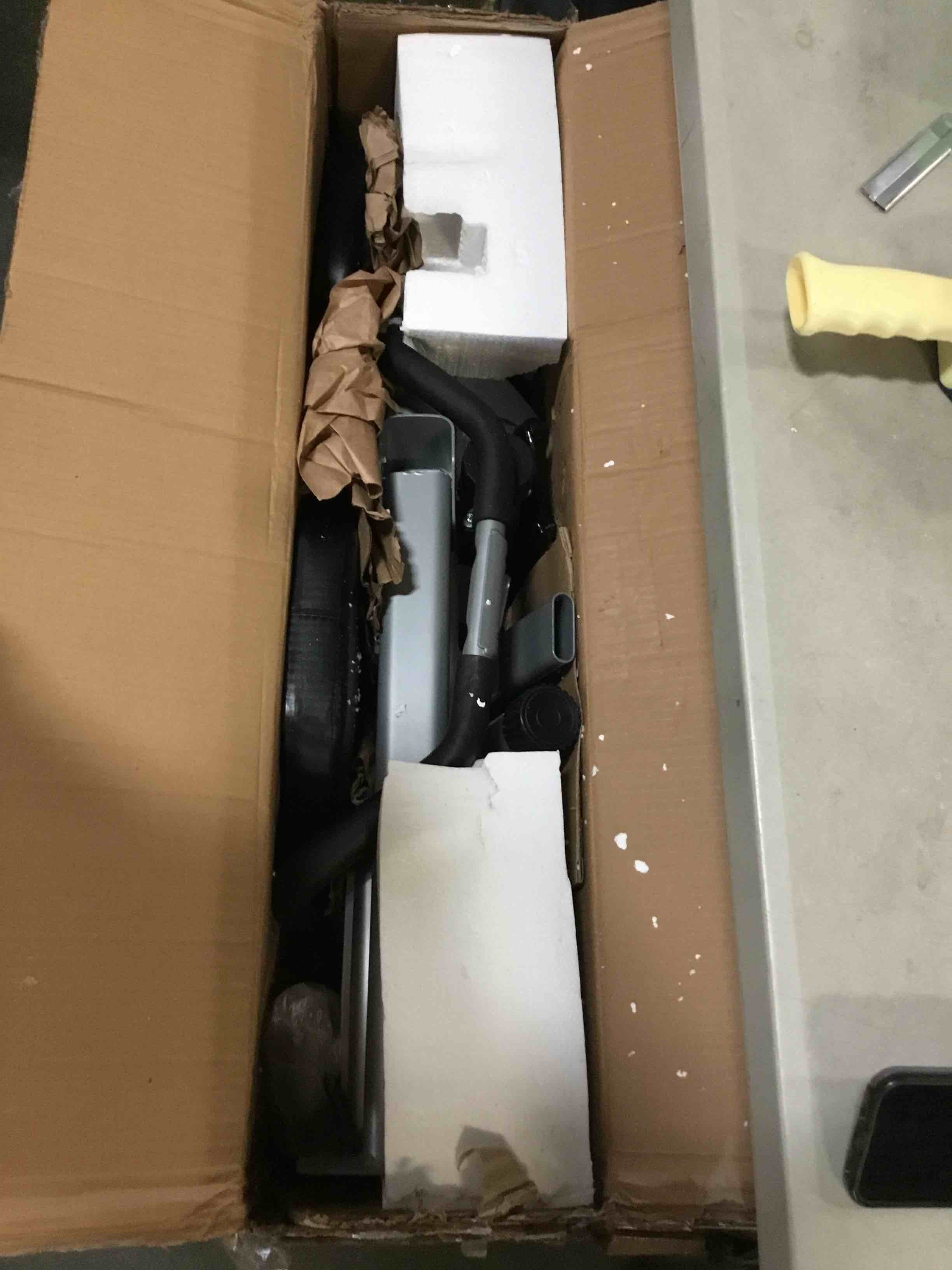 https://s3.amazonaws.com/lotting-images-prod/bidfta/GRN4918403_1695738533184.jpeg