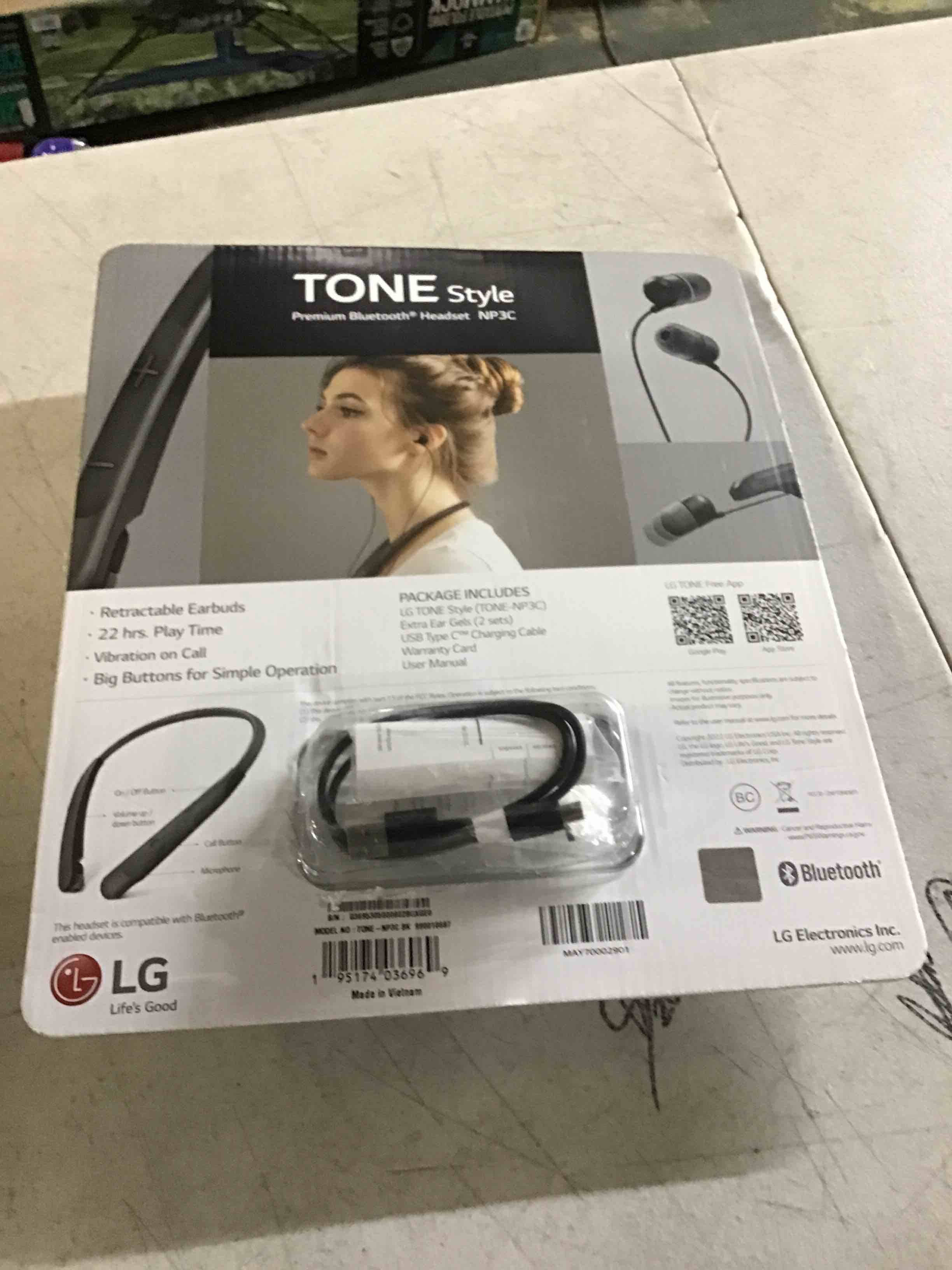 https://s3.amazonaws.com/lotting-images-prod/bidfta/GRN4920841_1695151132674.jpeg