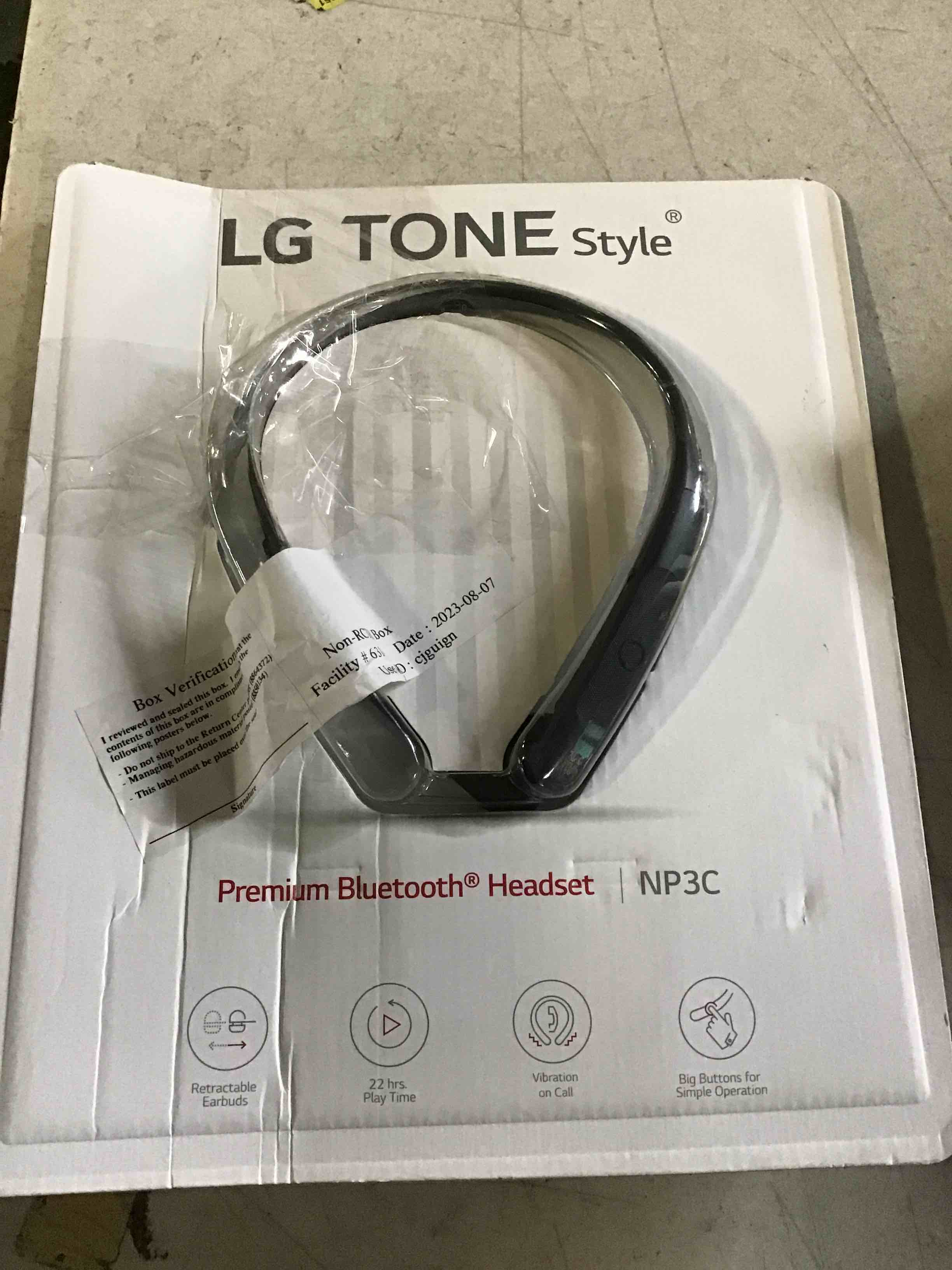 https://s3.amazonaws.com/lotting-images-prod/bidfta/GRN4920845_1695151681988.jpeg