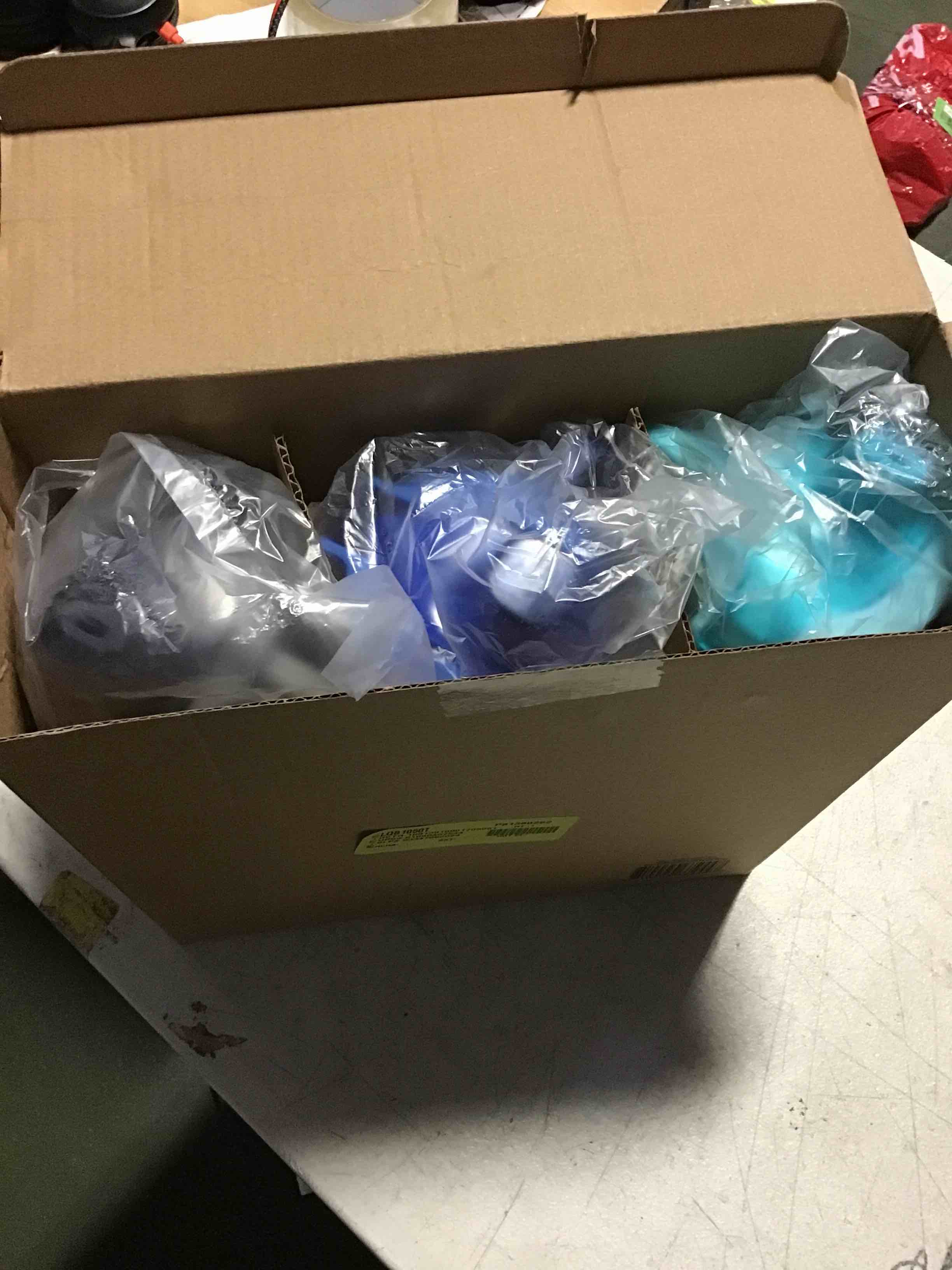 https://s3.amazonaws.com/lotting-images-prod/bidfta/GRN4921868_1695993034926.jpeg