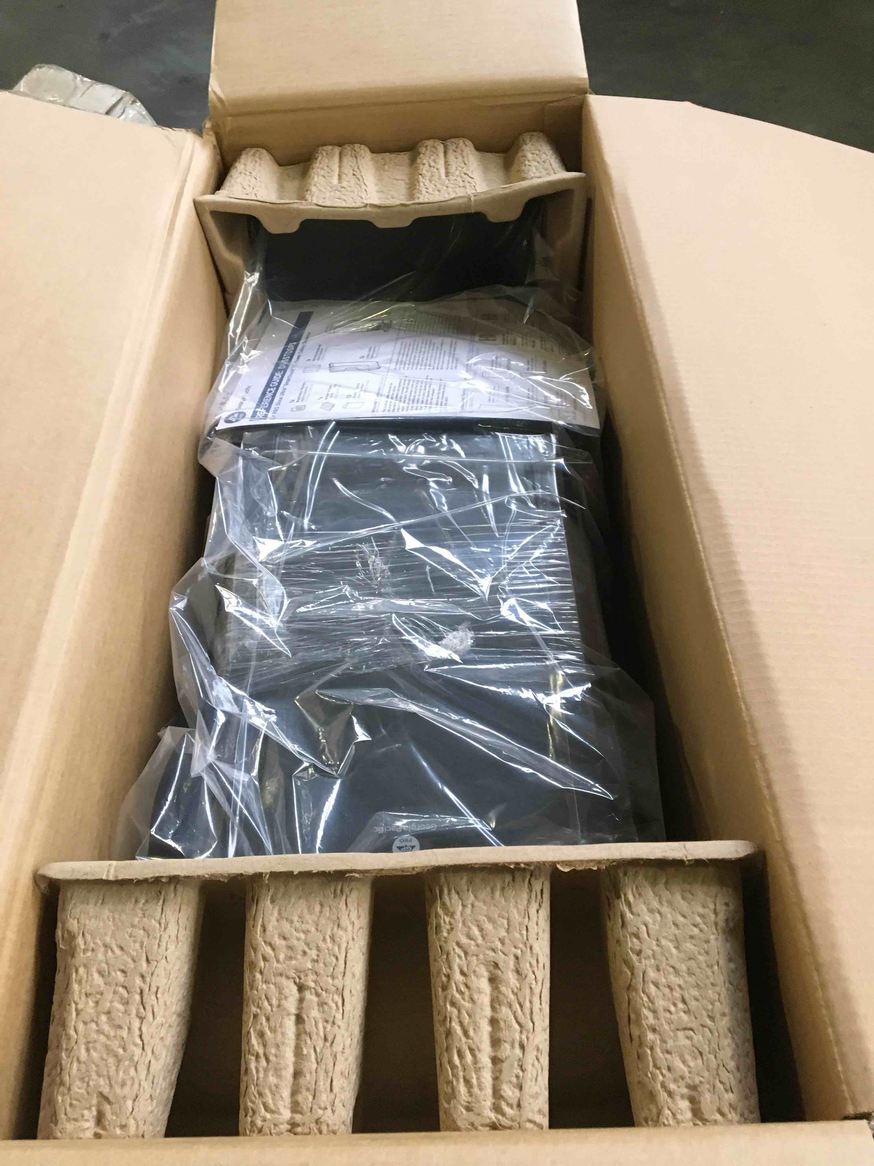 https://s3.amazonaws.com/lotting-images-prod/bidfta/GRN4922385_1695904277351.jpeg