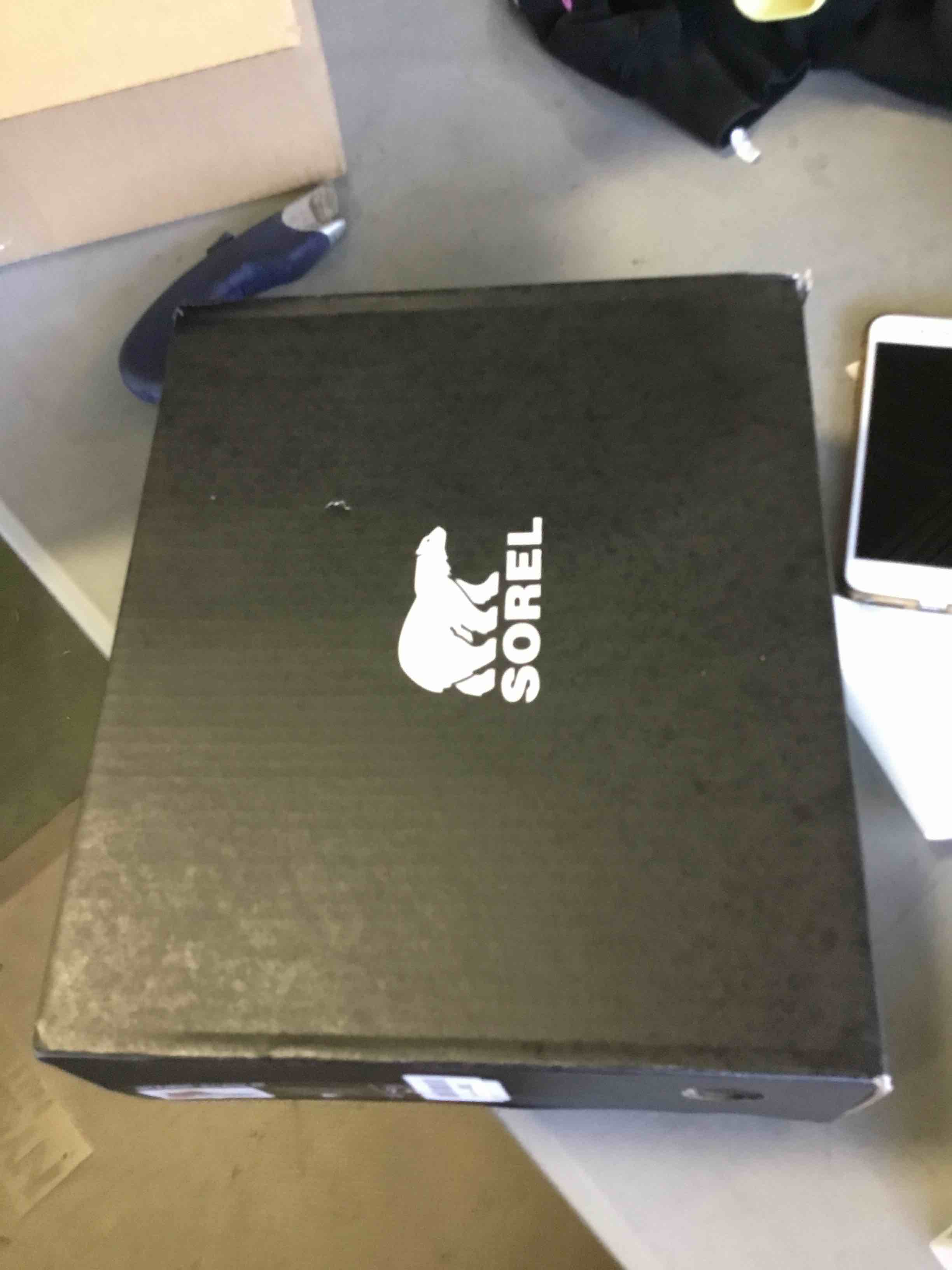 https://s3.amazonaws.com/lotting-images-prod/bidfta/GRN4922935_1696360461681.jpeg