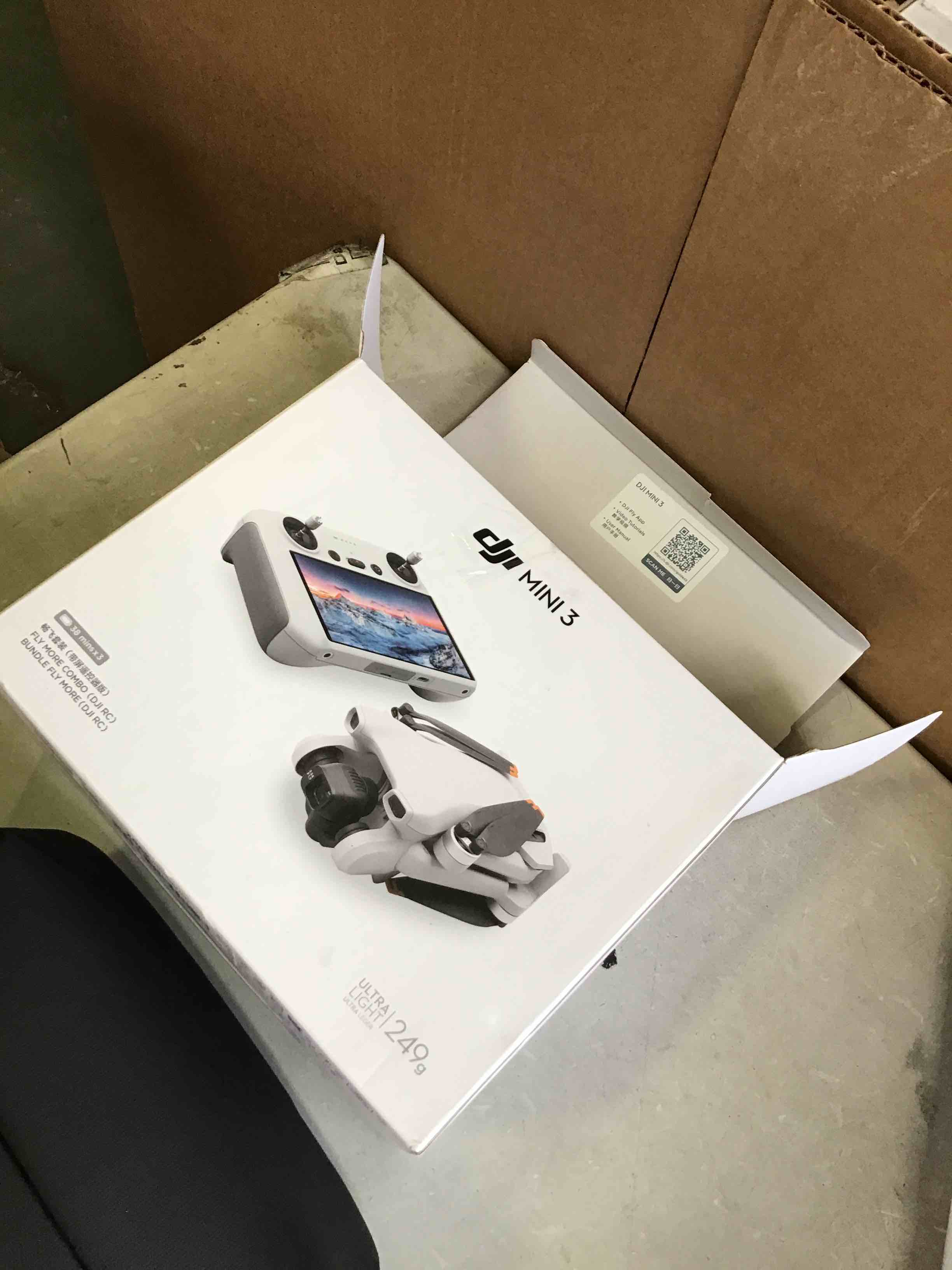 https://s3.amazonaws.com/lotting-images-prod/bidfta/GRN4923009_1696450365812.jpeg