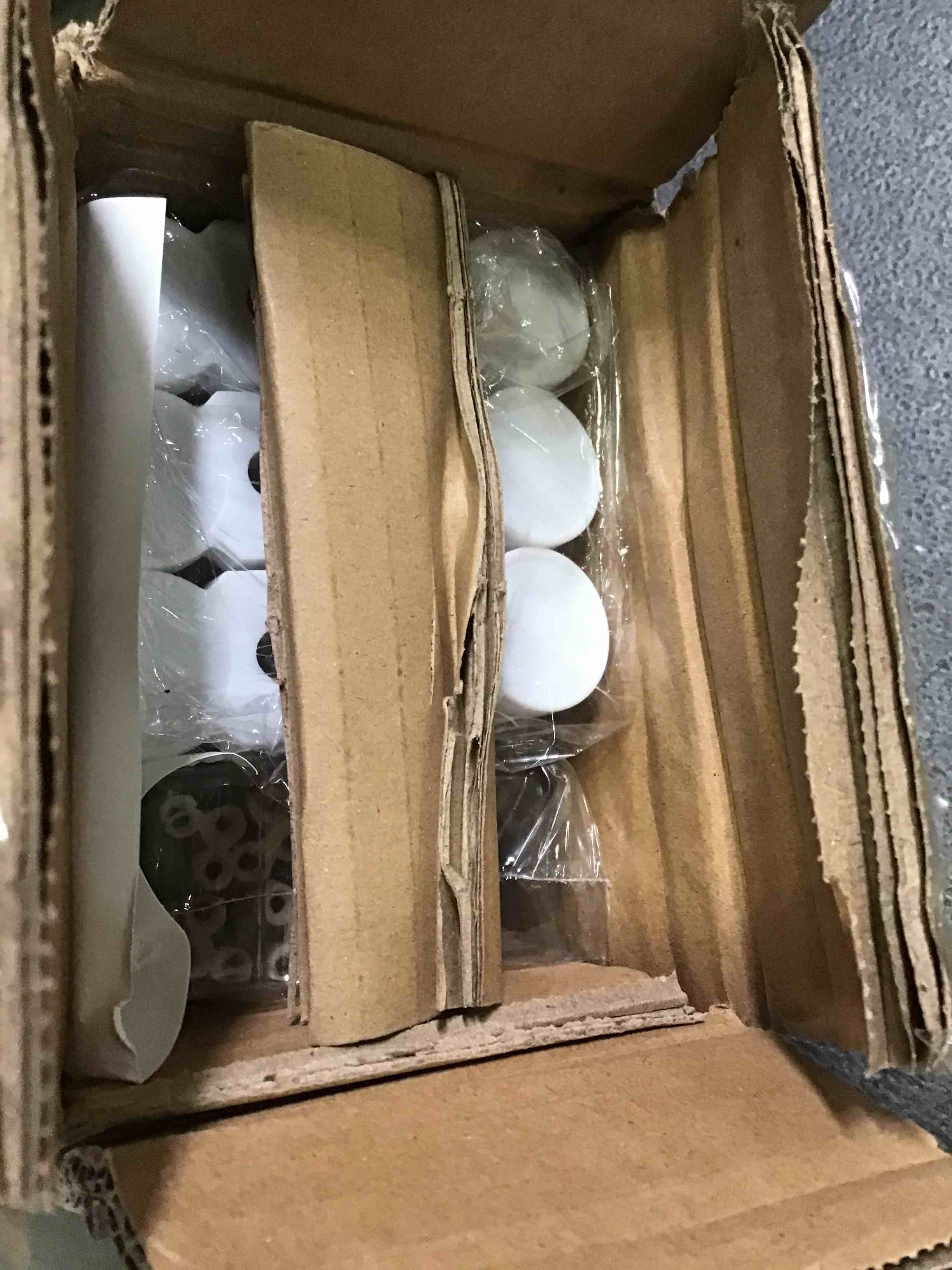 https://s3.amazonaws.com/lotting-images-prod/bidfta/GRN4923623_1694635620371.jpeg