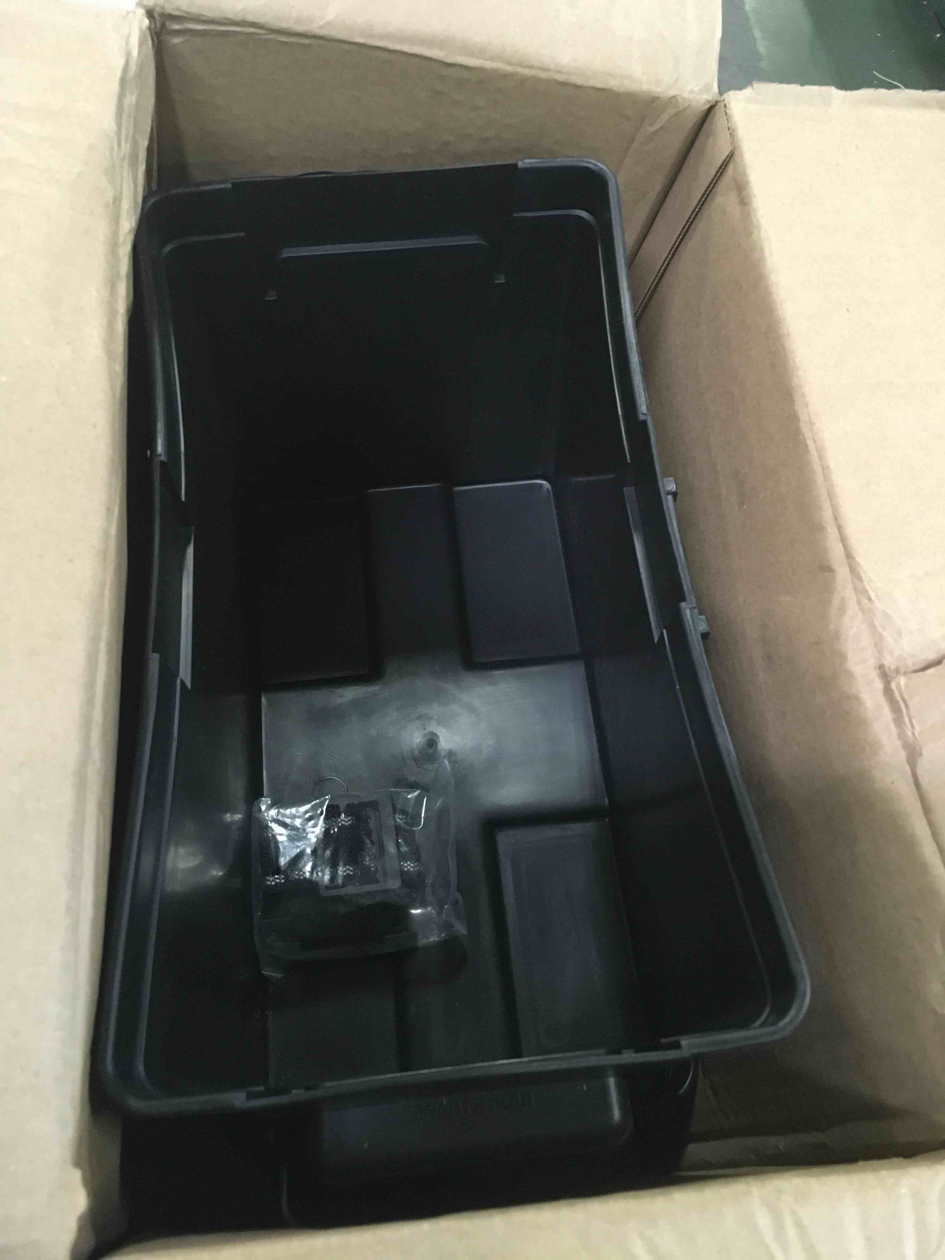 https://s3.amazonaws.com/lotting-images-prod/bidfta/GRN4923685_1694784599576.jpeg