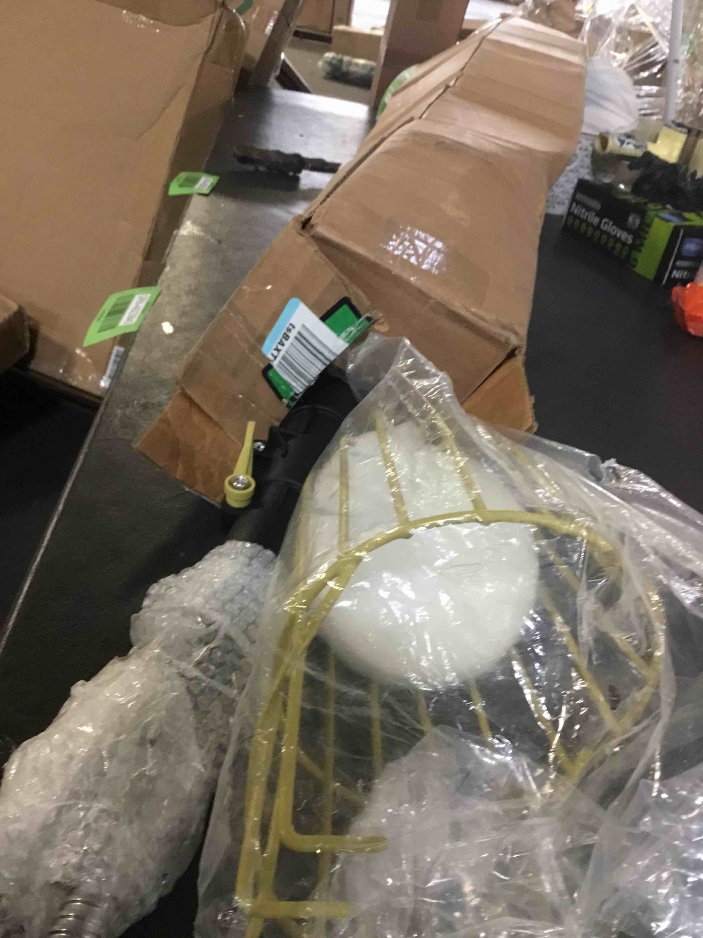 https://s3.amazonaws.com/lotting-images-prod/bidfta/GRN4923840_1694864712321.jpeg