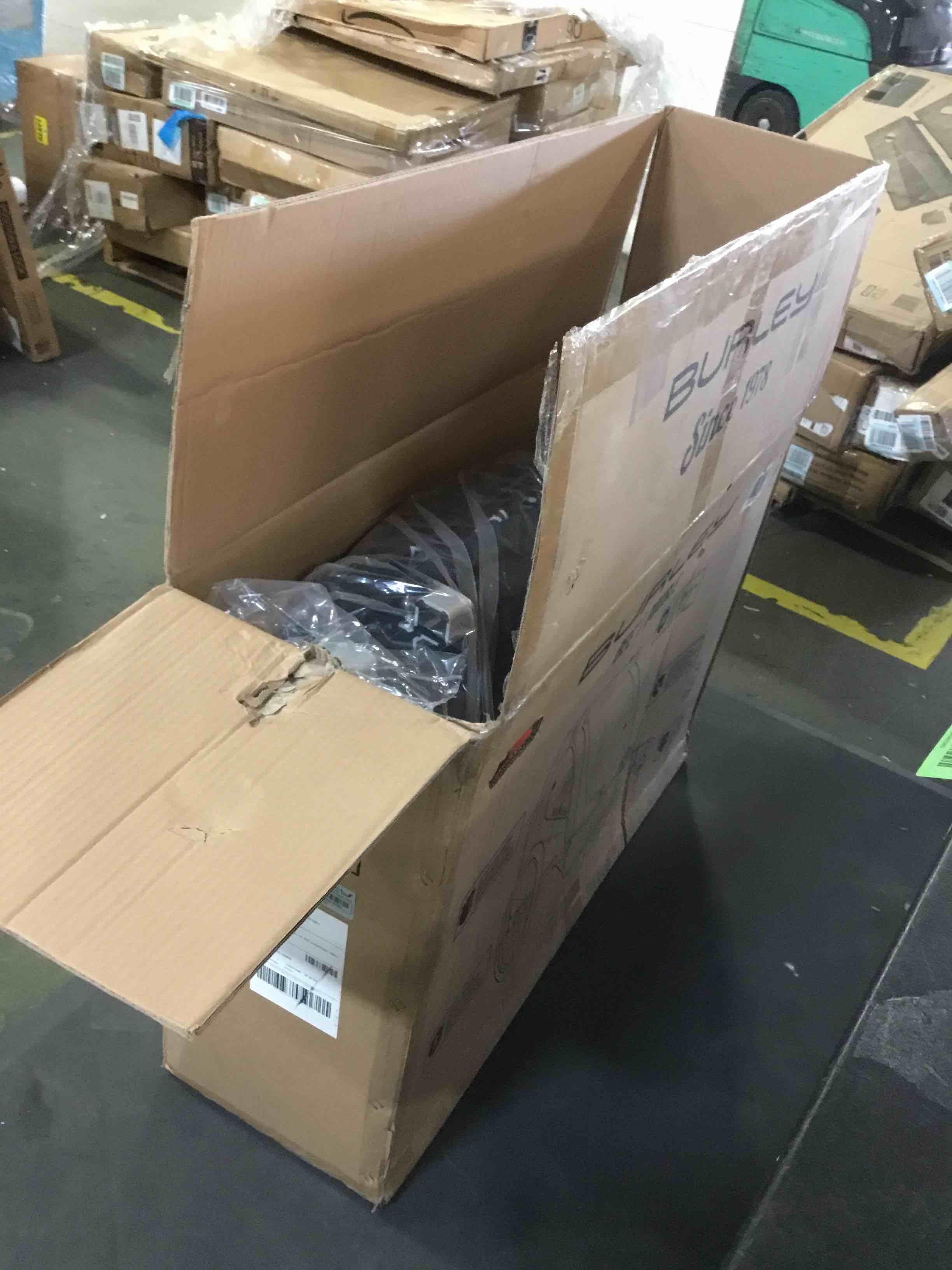 https://s3.amazonaws.com/lotting-images-prod/bidfta/GRN4923852_1694866664895.jpeg