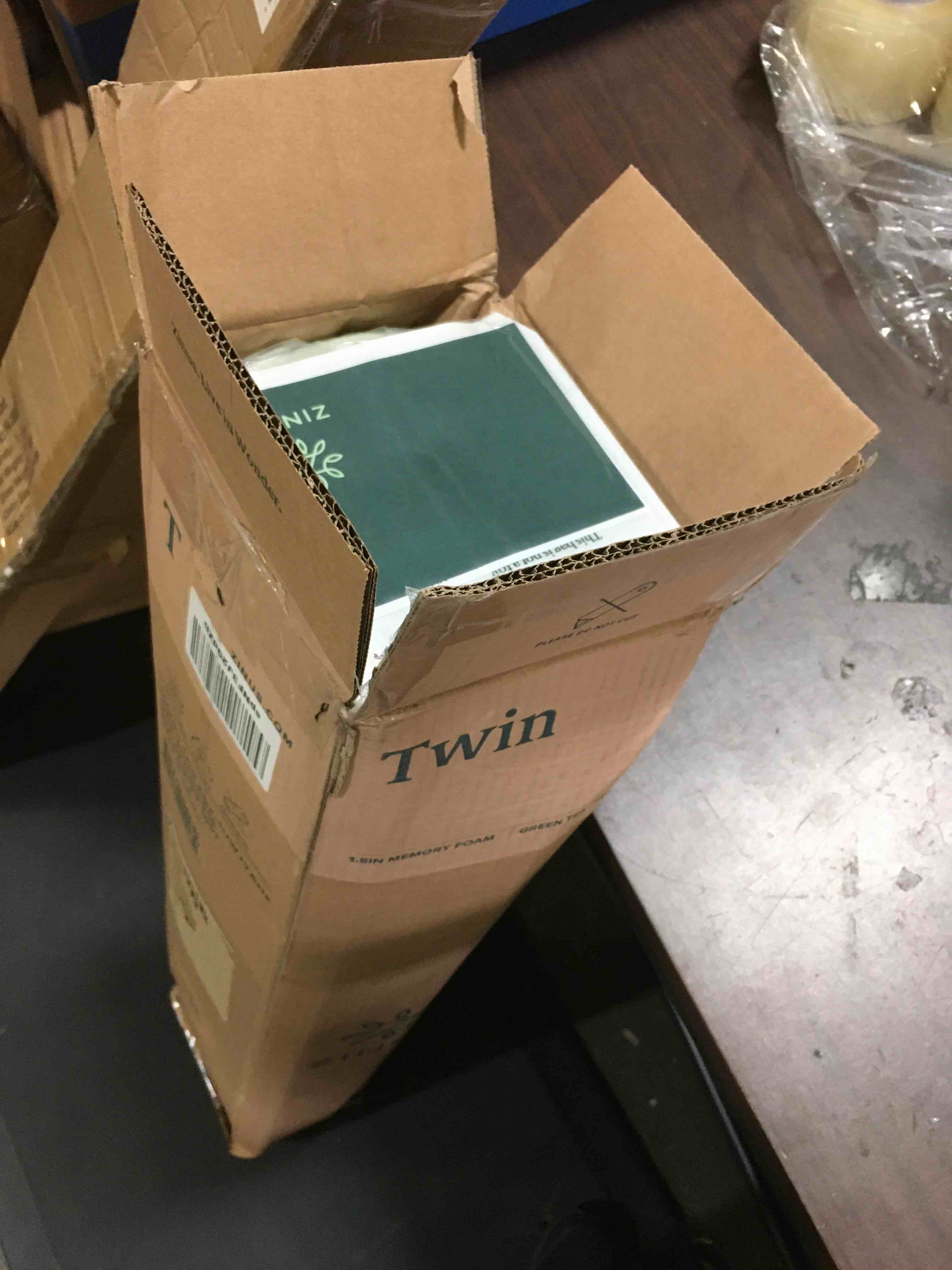 https://s3.amazonaws.com/lotting-images-prod/bidfta/GRN4924818_1695666319512.jpeg