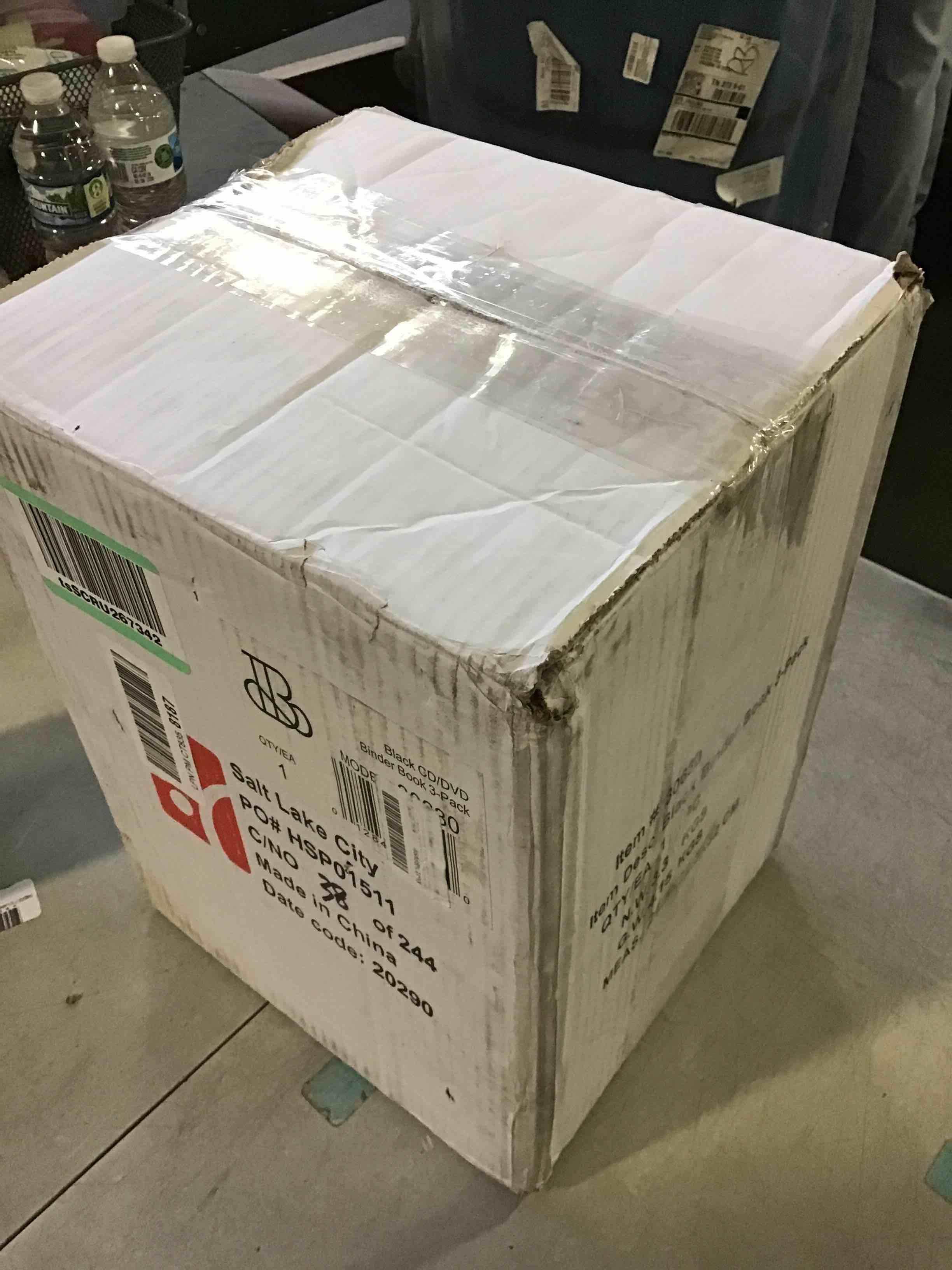 https://s3.amazonaws.com/lotting-images-prod/bidfta/GRN4927410_1695210245841.jpeg