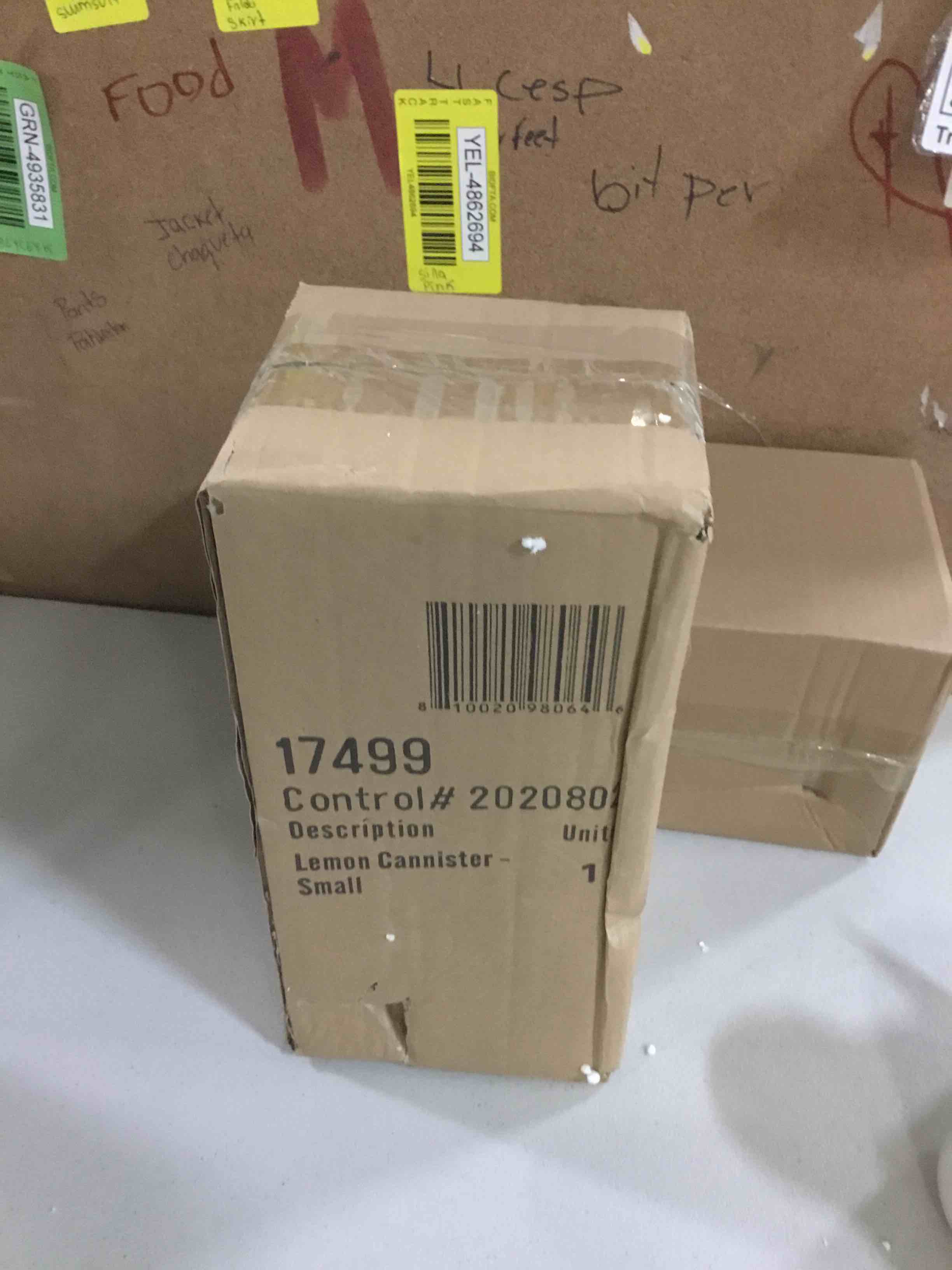 https://s3.amazonaws.com/lotting-images-prod/bidfta/GRN4936440_1685107896591.jpeg