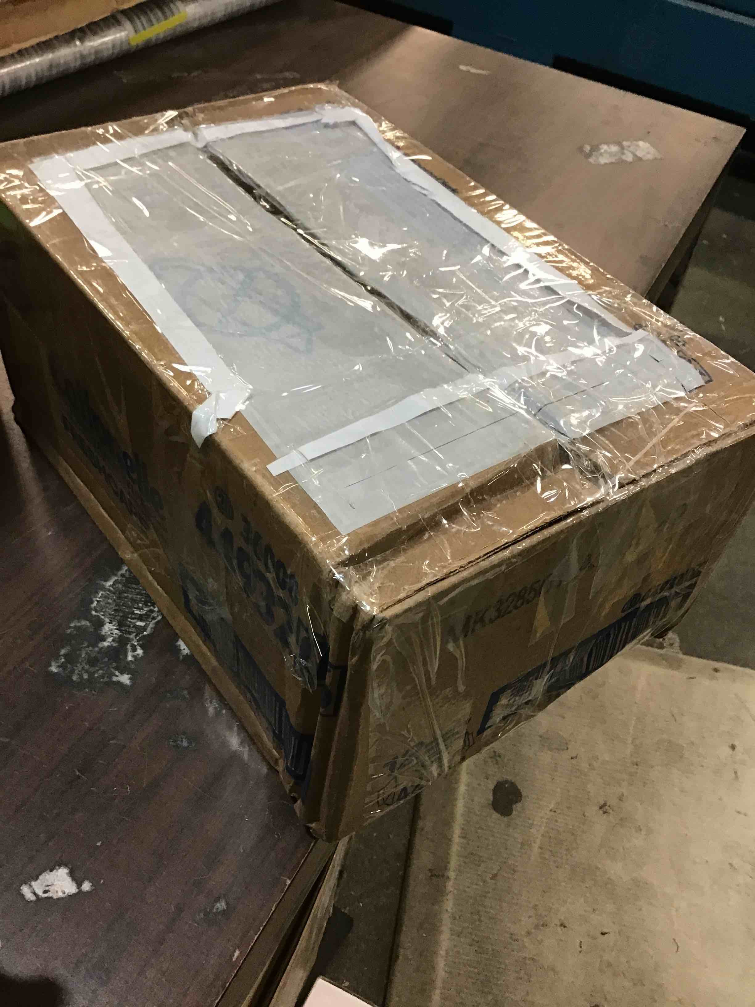 https://s3.amazonaws.com/lotting-images-prod/bidfta/GRN4940380_1703784222640.jpeg