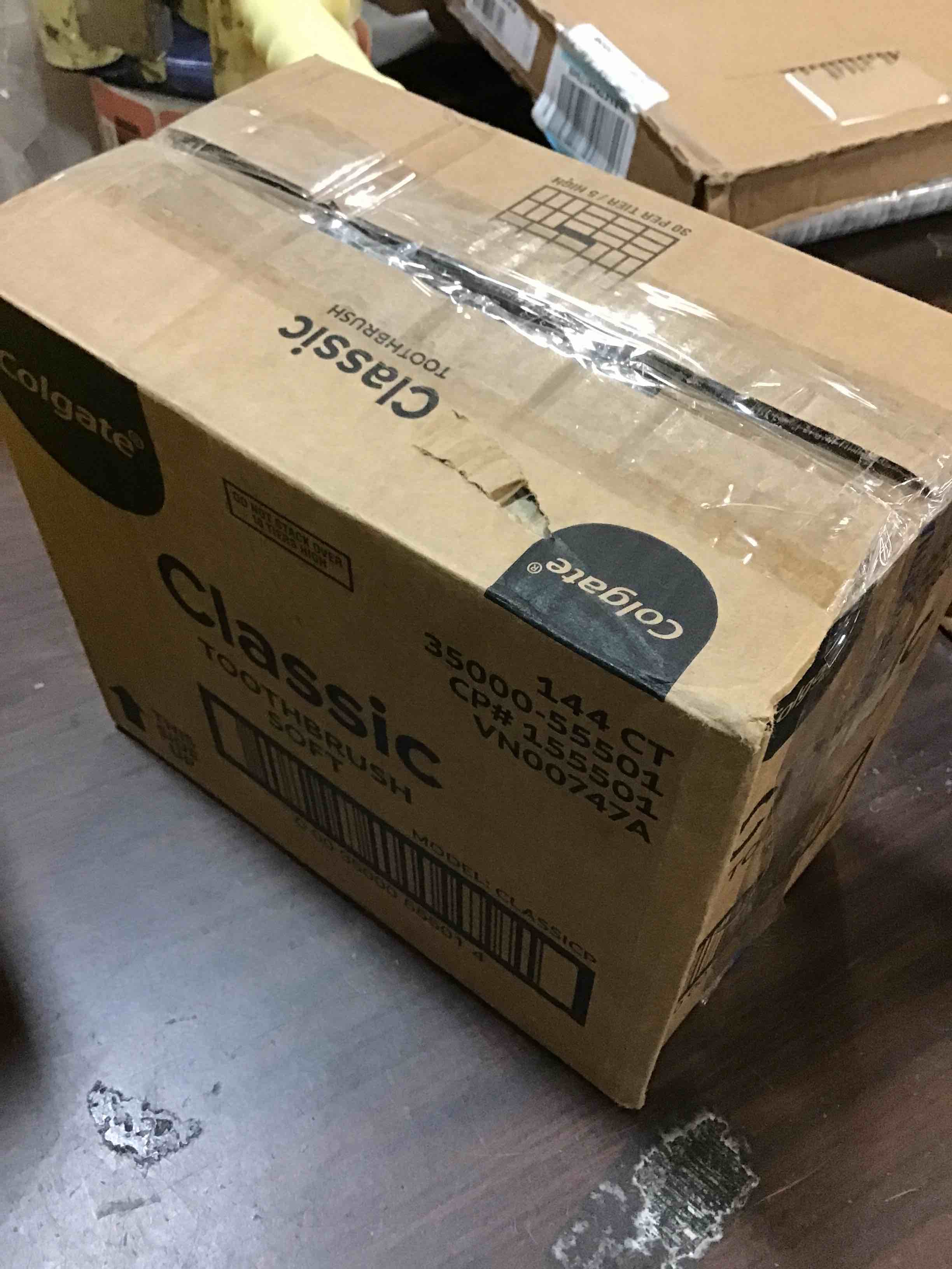 https://s3.amazonaws.com/lotting-images-prod/bidfta/GRN4940384_1703783923768.jpeg