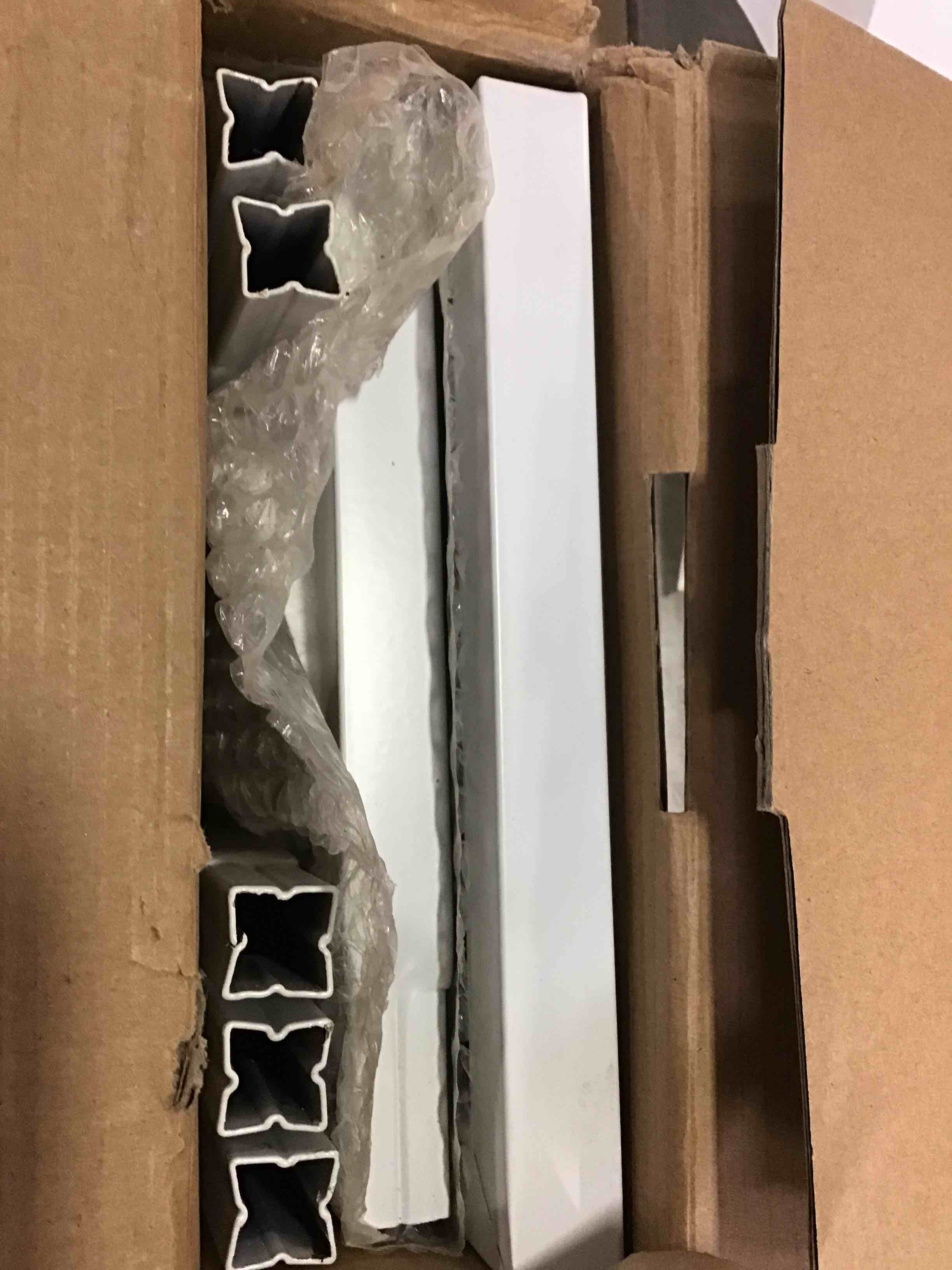 https://s3.amazonaws.com/lotting-images-prod/bidfta/GRN4941271_1705001765093.jpeg