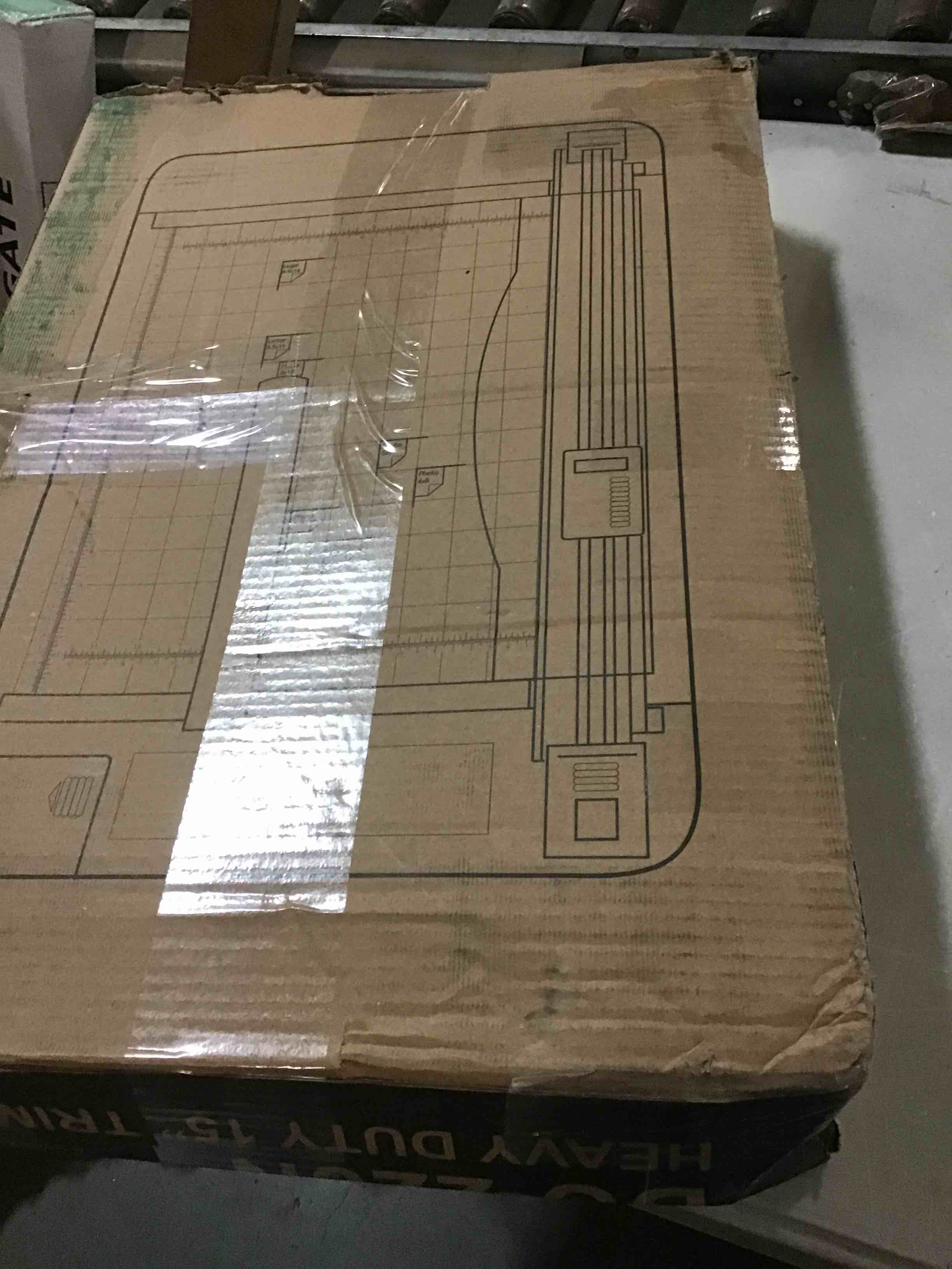 https://s3.amazonaws.com/lotting-images-prod/bidfta/GRN4941646_1702493983324.jpeg