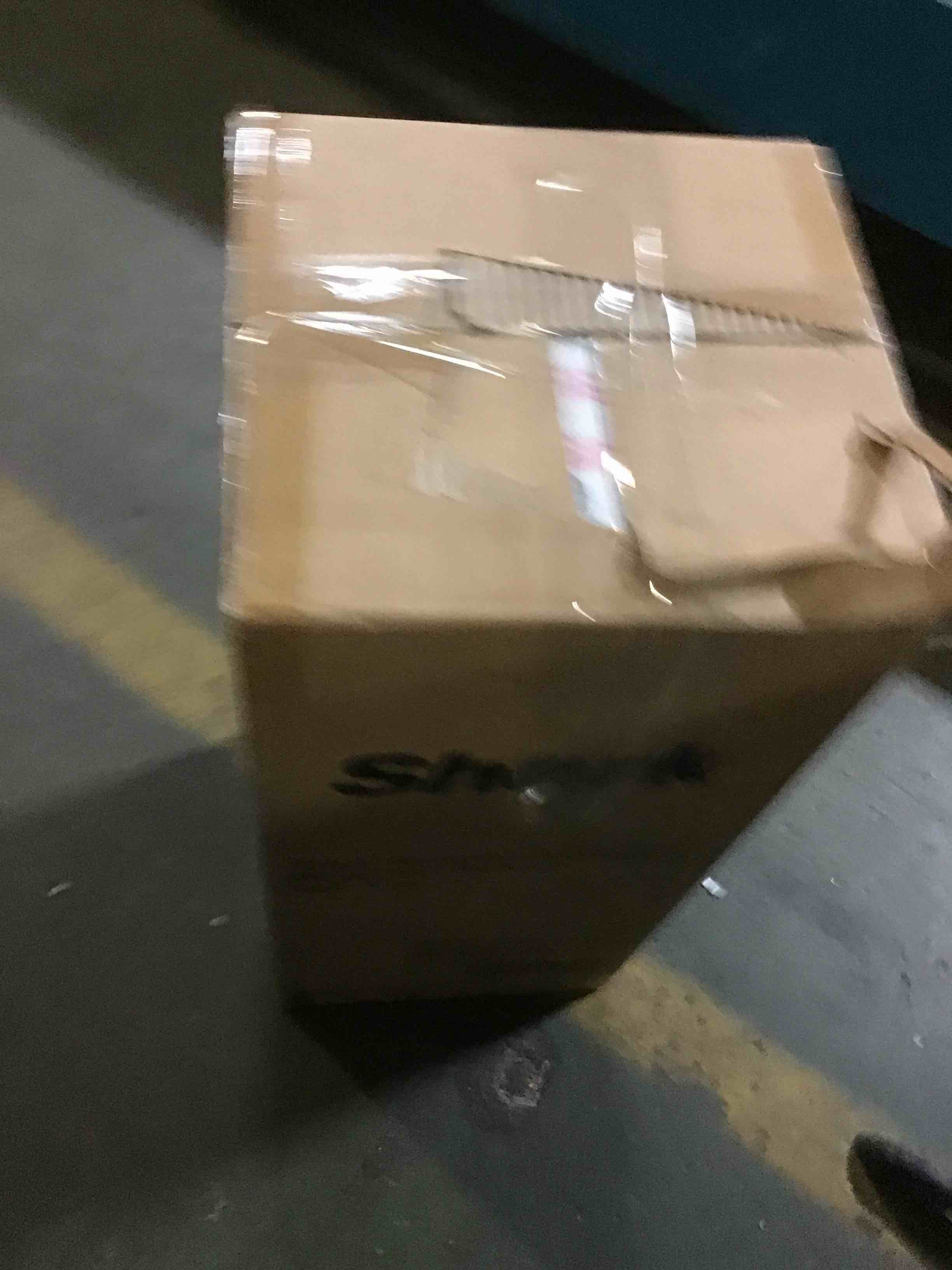 https://s3.amazonaws.com/lotting-images-prod/bidfta/GRN4942482_1702730386488.jpeg