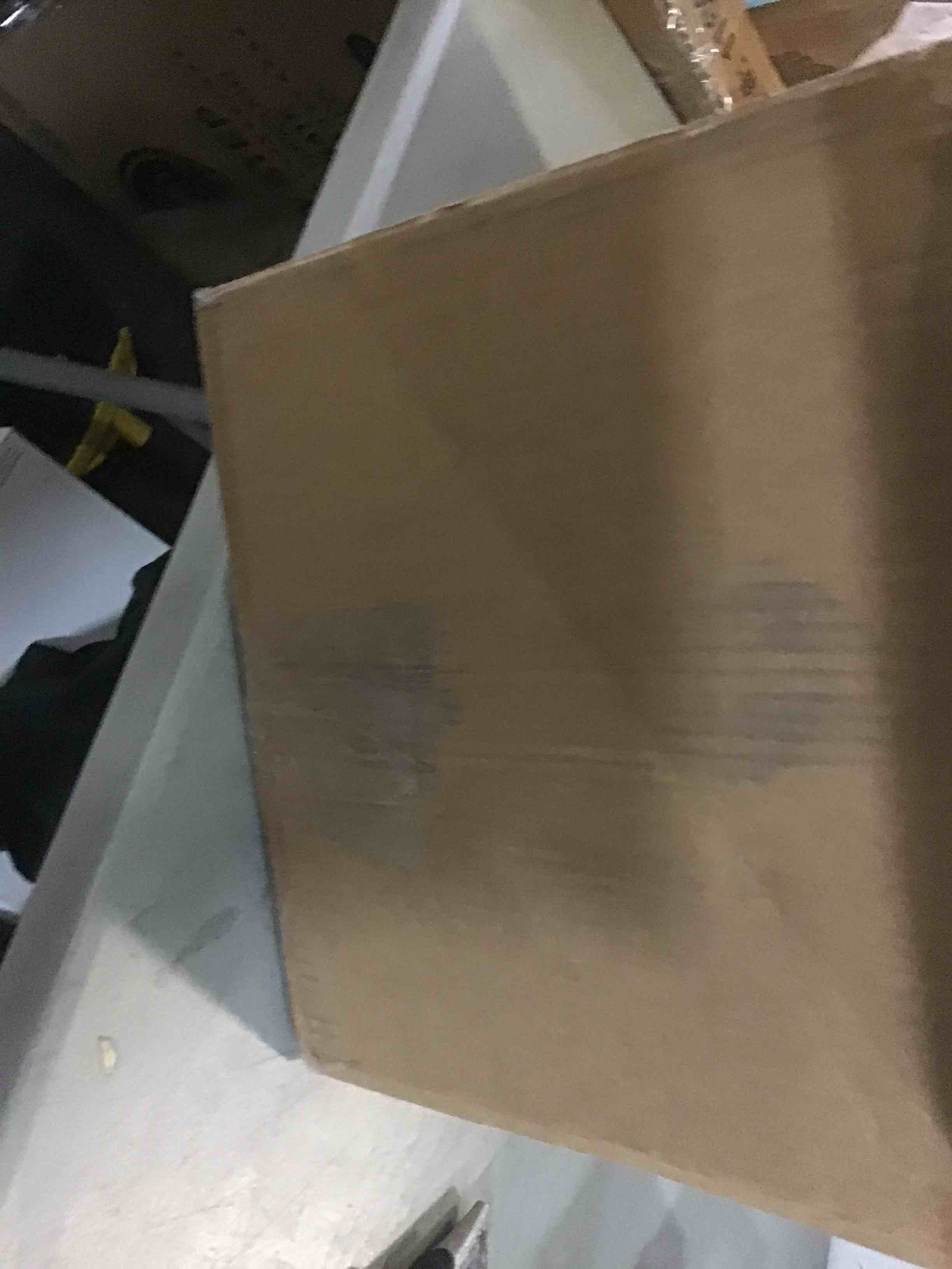 https://s3.amazonaws.com/lotting-images-prod/bidfta/GRN4942869_1702914181824.jpeg