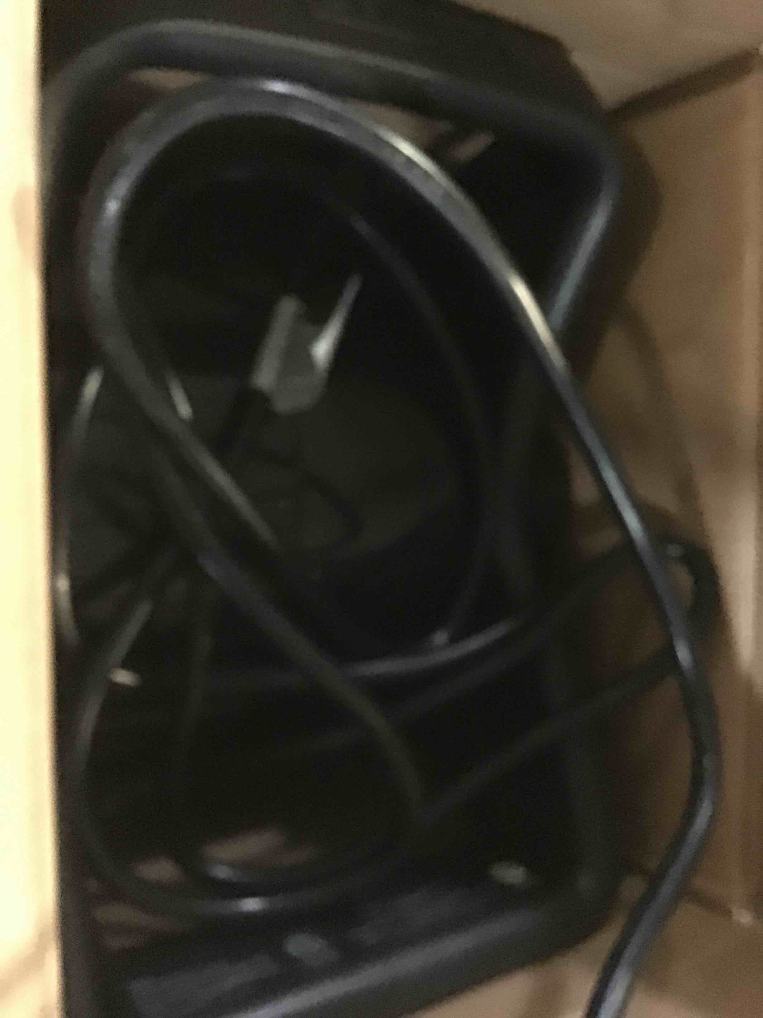 https://s3.amazonaws.com/lotting-images-prod/bidfta/GRN4942907_1702917271847.jpeg