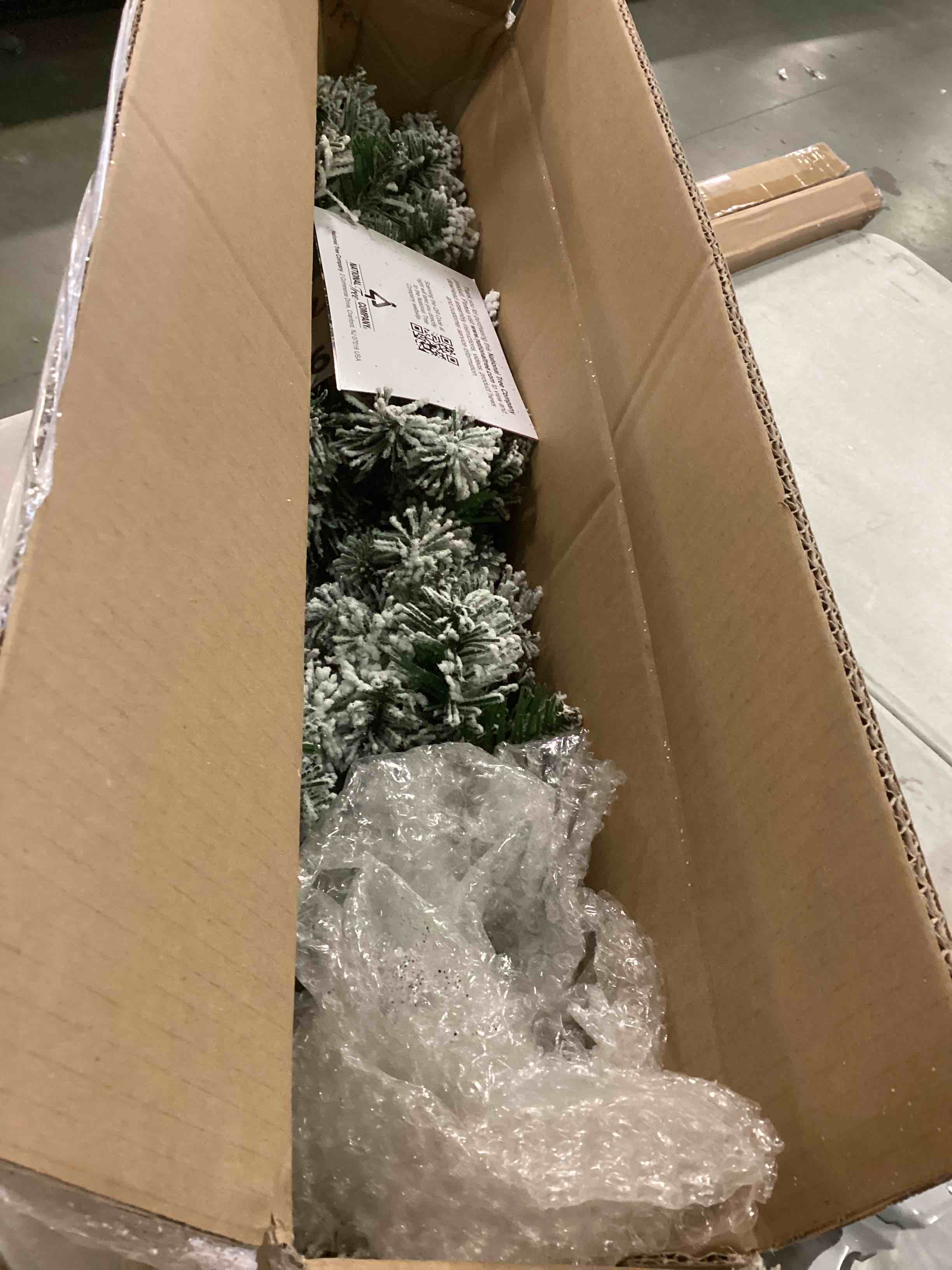 https://s3.amazonaws.com/lotting-images-prod/bidfta/GRN4948737_1703779565163.jpeg