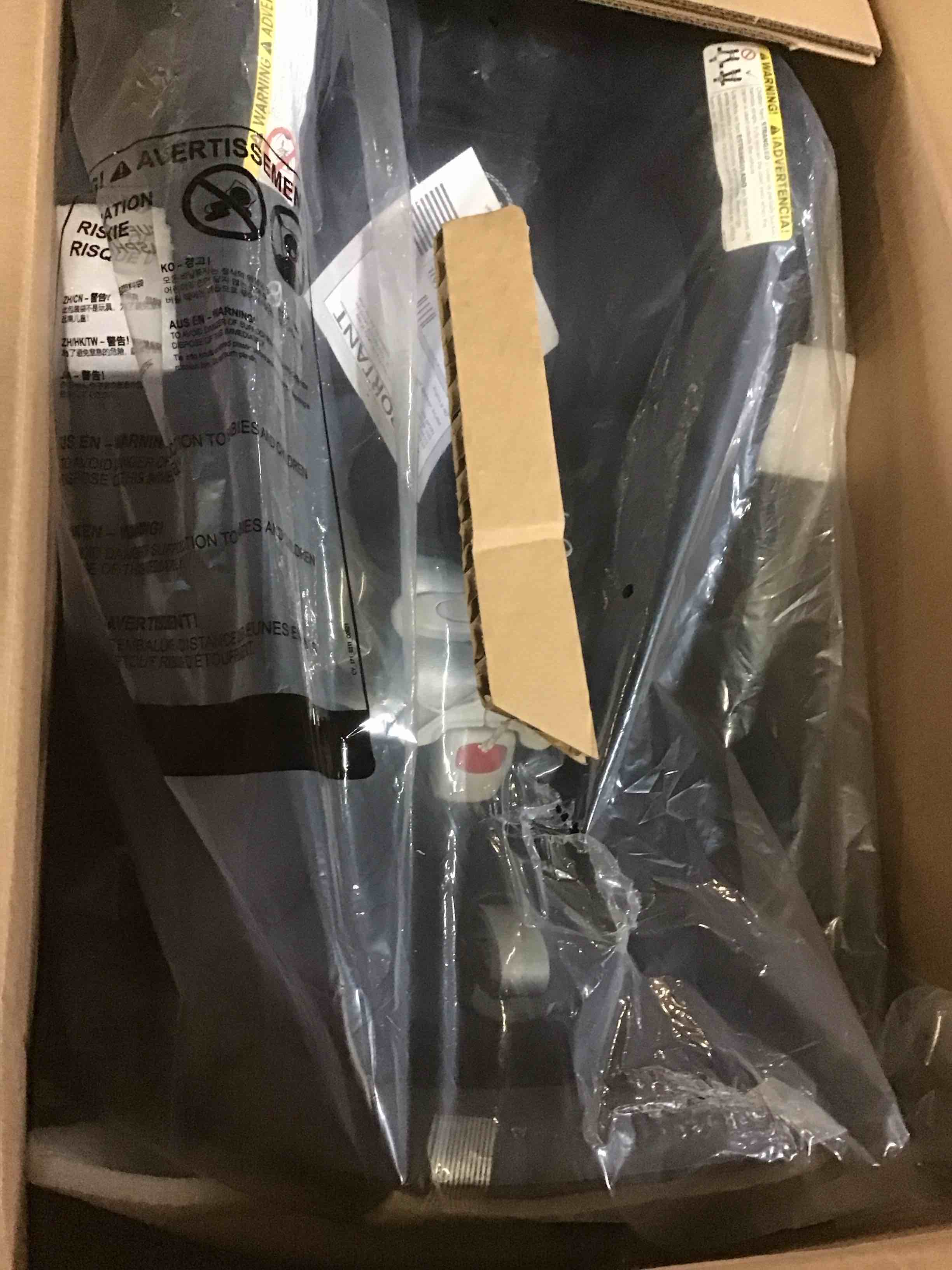 https://s3.amazonaws.com/lotting-images-prod/bidfta/GRN4948957_1702914220213.jpeg
