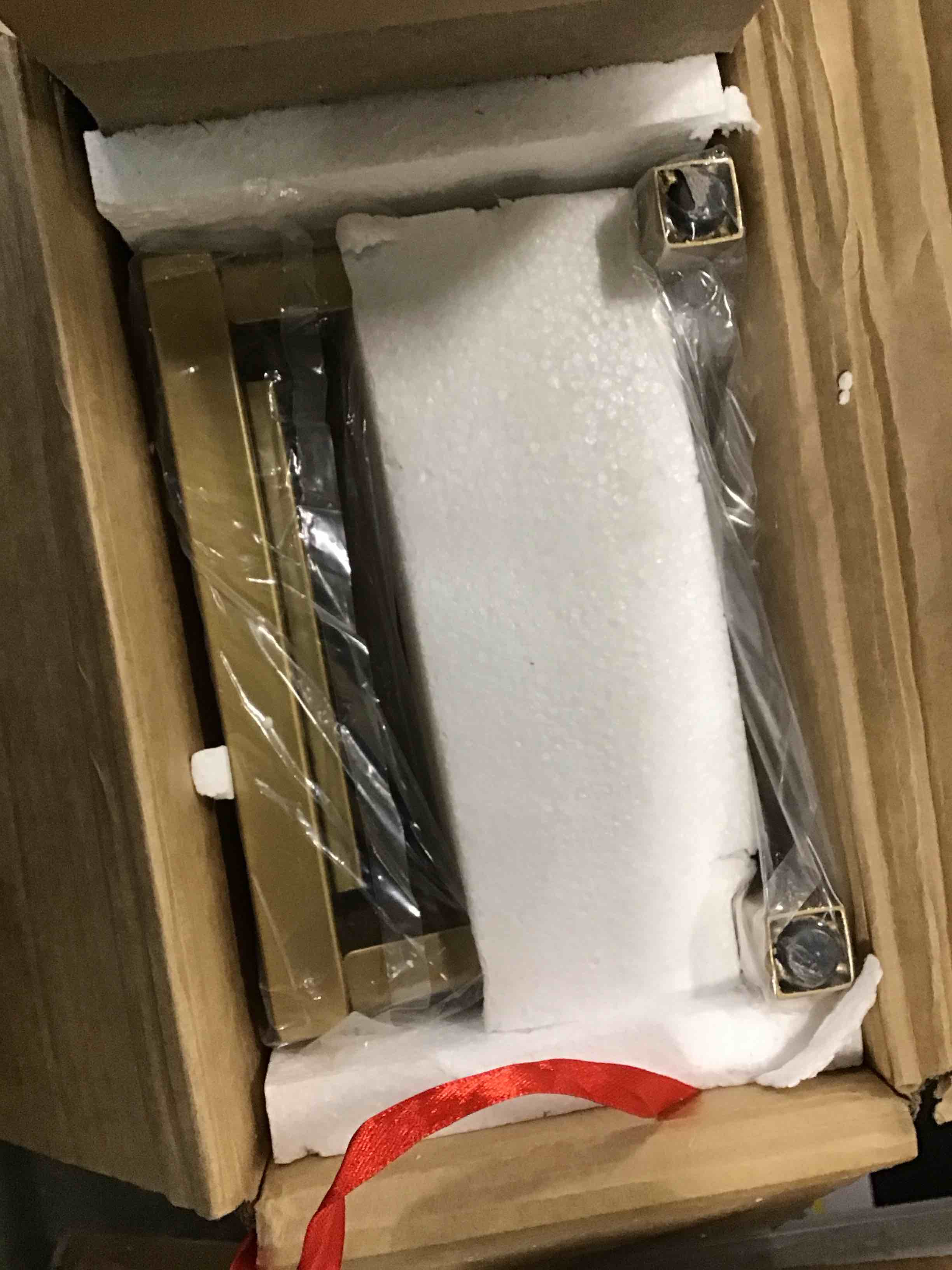 https://s3.amazonaws.com/lotting-images-prod/bidfta/GRN4949735_1703253568918.jpeg