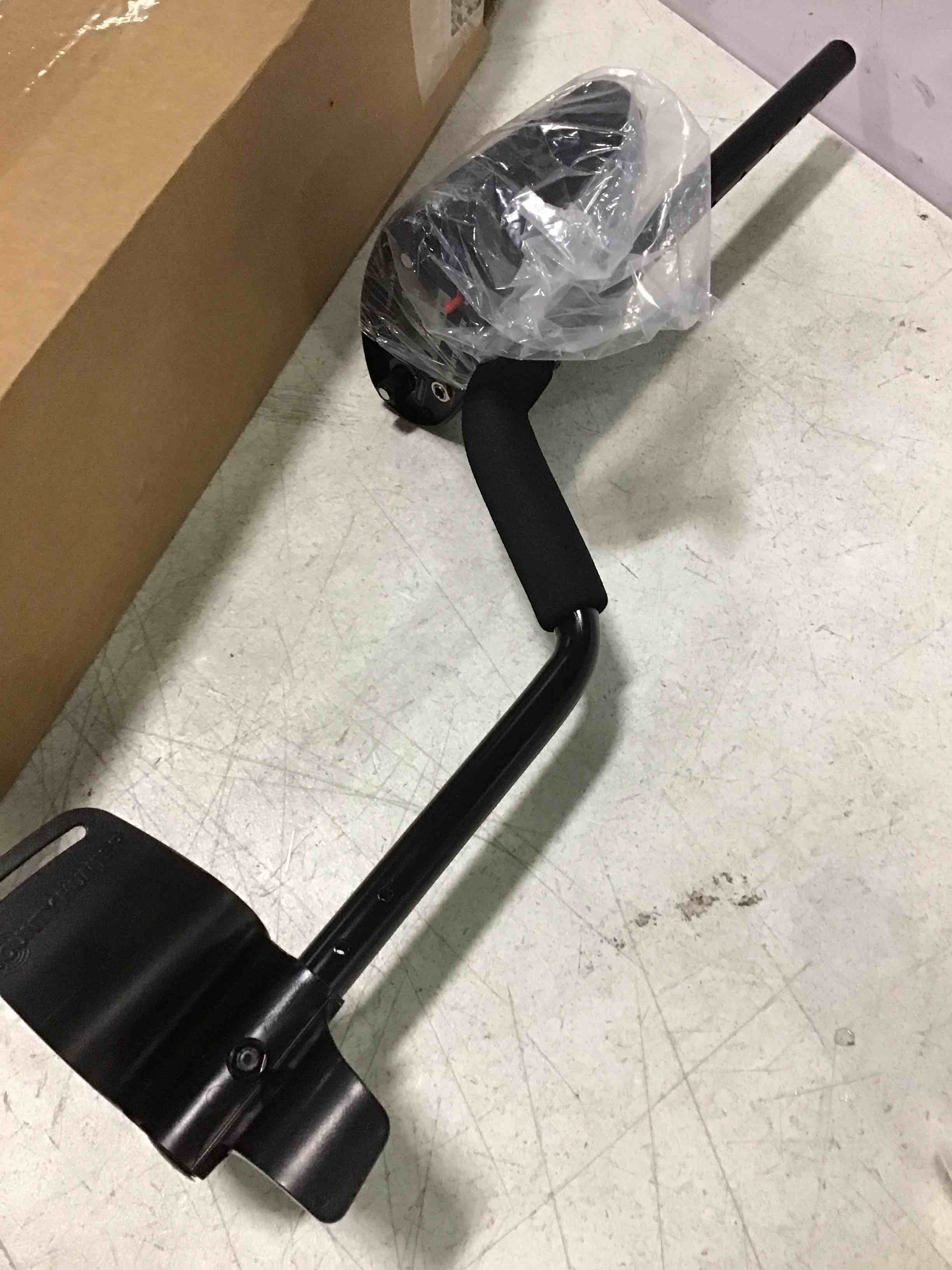 https://s3.amazonaws.com/lotting-images-prod/bidfta/GRN4950135_1703597045472.jpeg