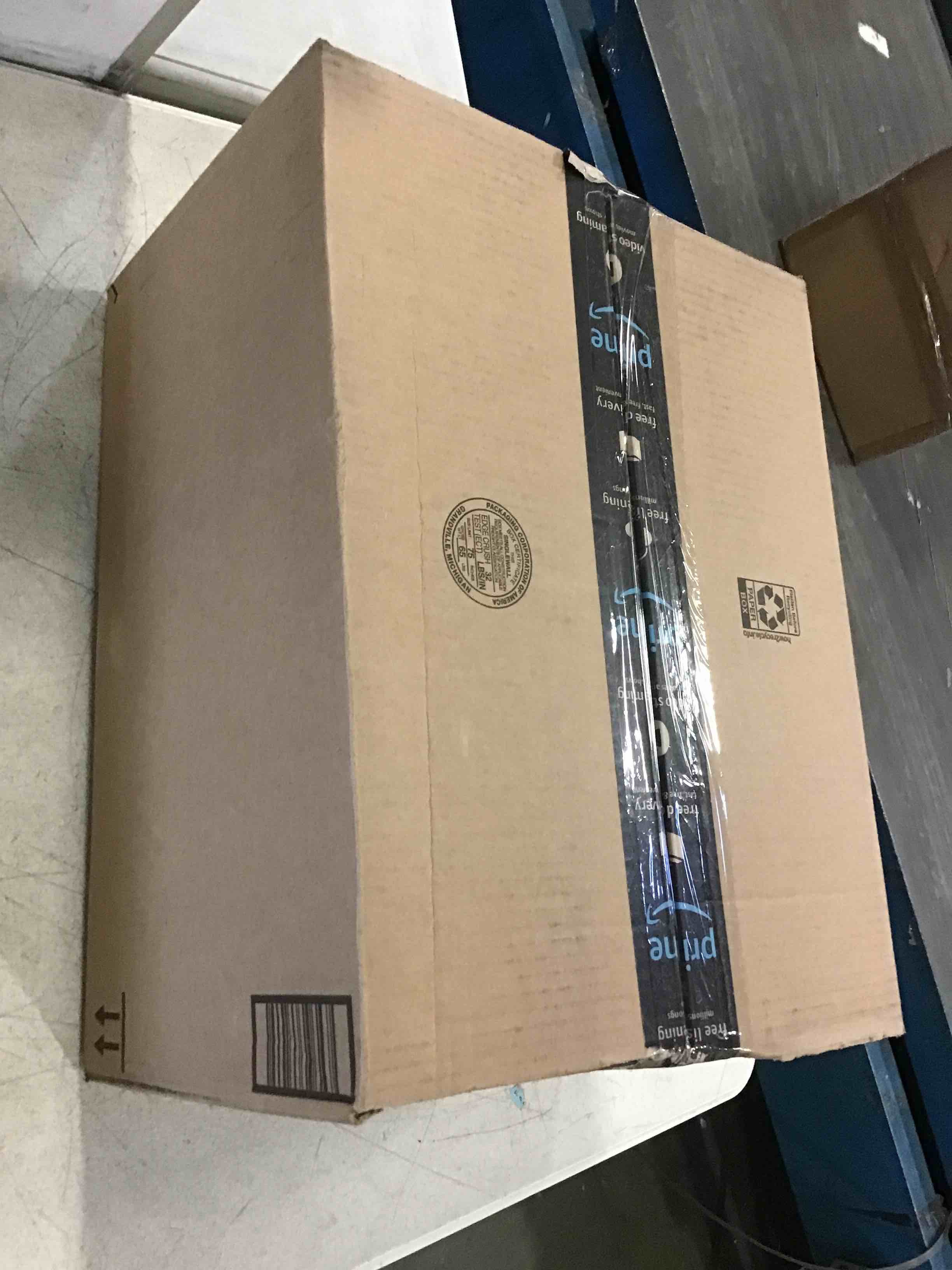 https://s3.amazonaws.com/lotting-images-prod/bidfta/GRN4950444_1702582690510.jpeg