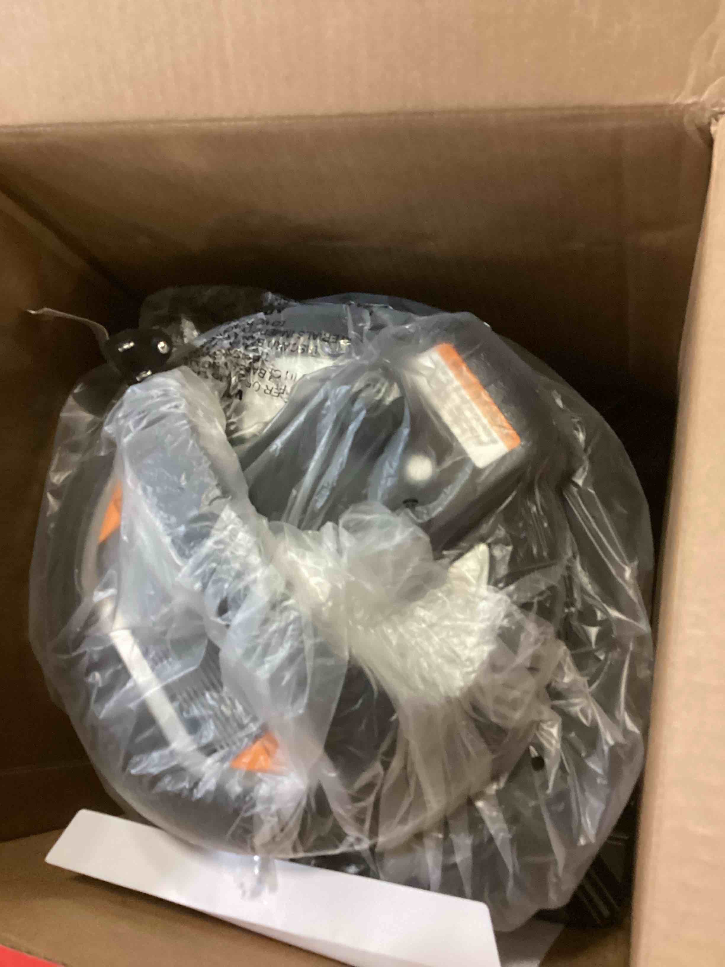 https://s3.amazonaws.com/lotting-images-prod/bidfta/GRN4951027_1703086980794.jpeg