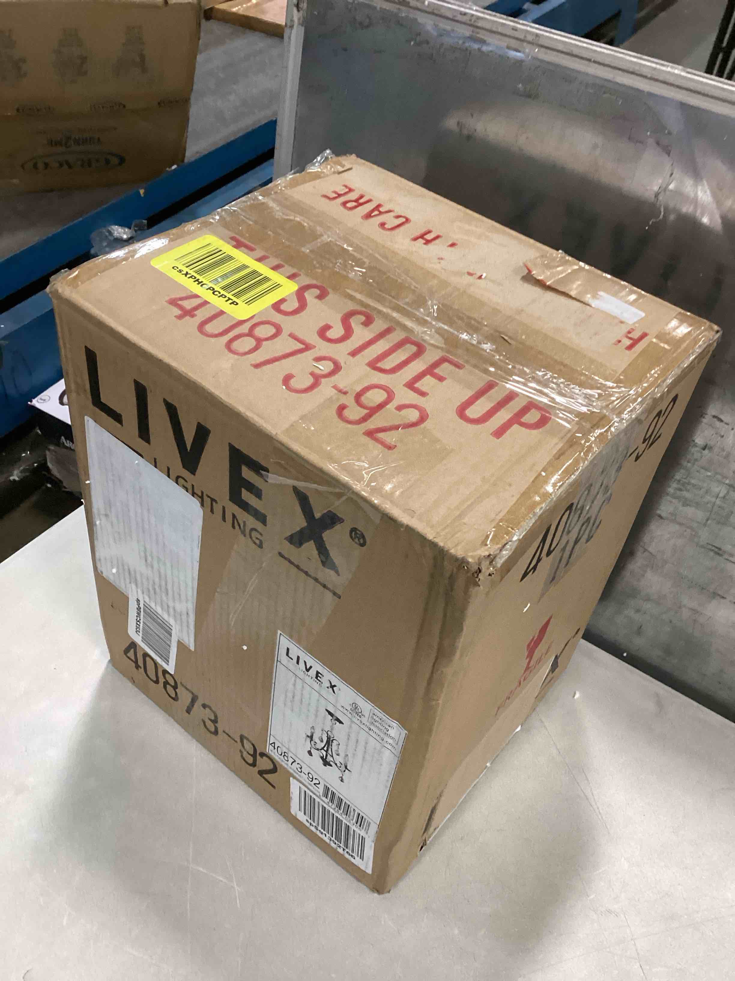 https://s3.amazonaws.com/lotting-images-prod/bidfta/GRN4951761_1703607754801.jpeg