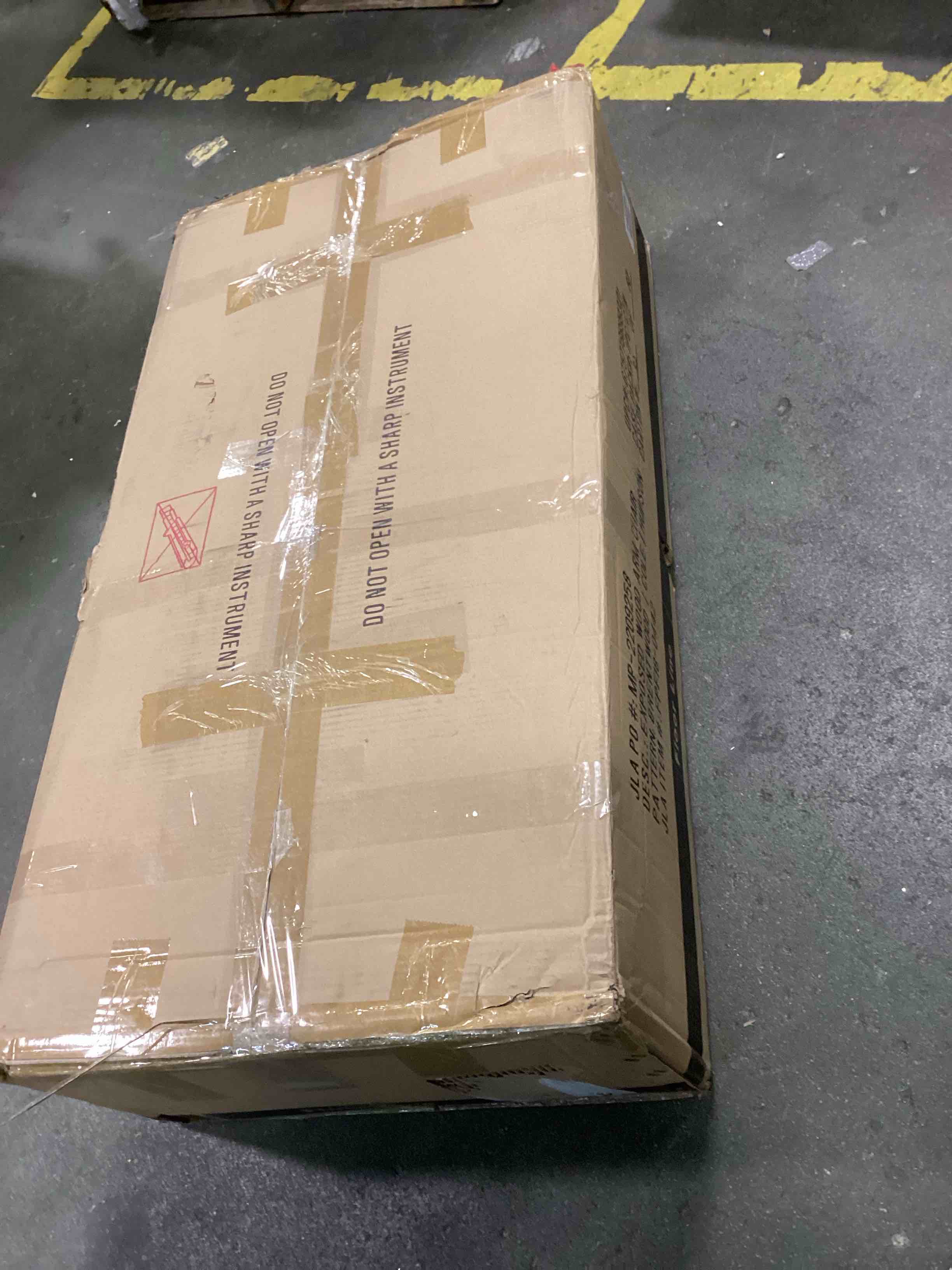 https://s3.amazonaws.com/lotting-images-prod/bidfta/GRN4951855_1703678932499.jpeg